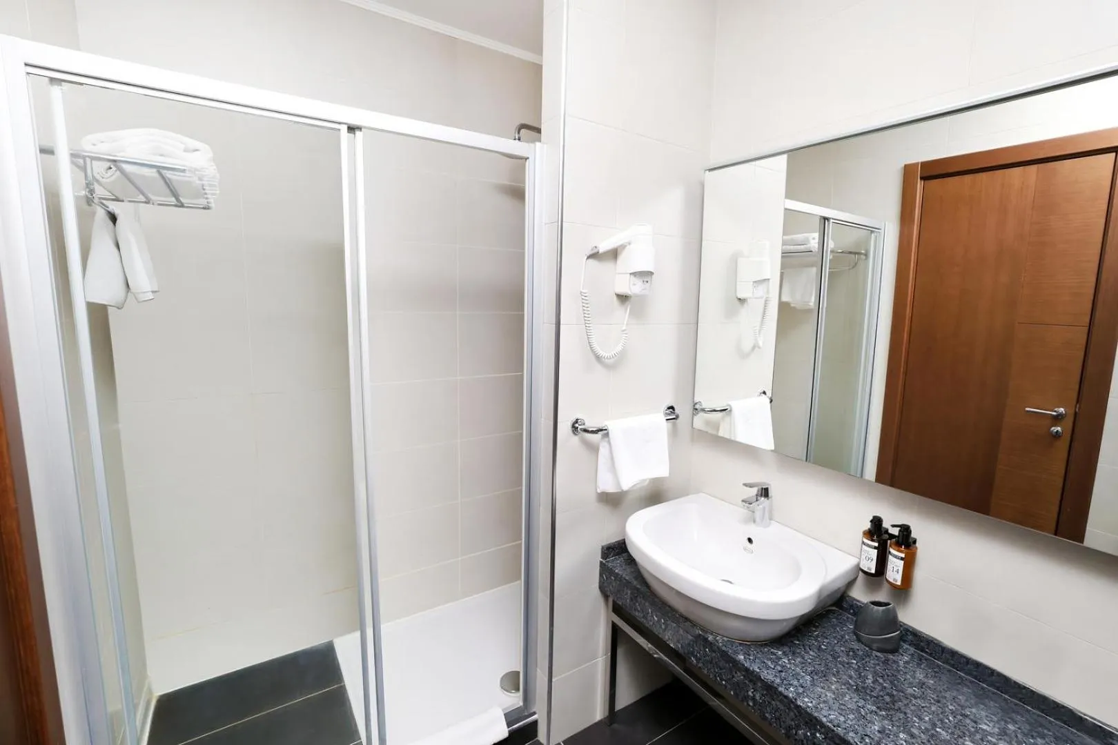 Shower in Hotel Premier Aqua Adults Only - Fruške Terme