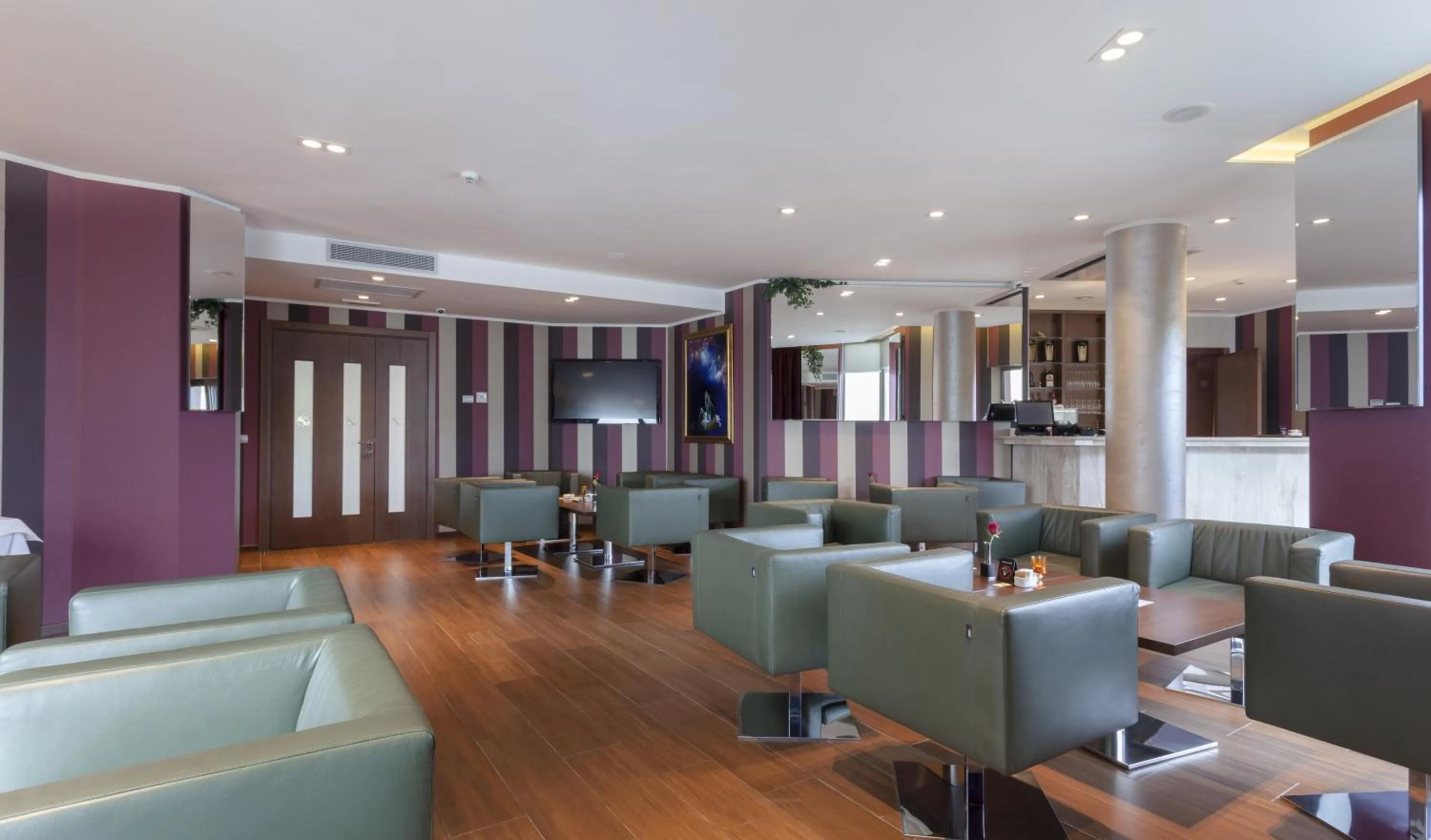 Lounge or bar in Hotel Premier Aqua Adults Only - Fruške Terme