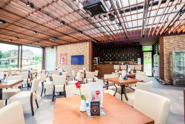 Restaurant/places to eat in Hotel Premier Aqua Adults Only - Fruške Terme