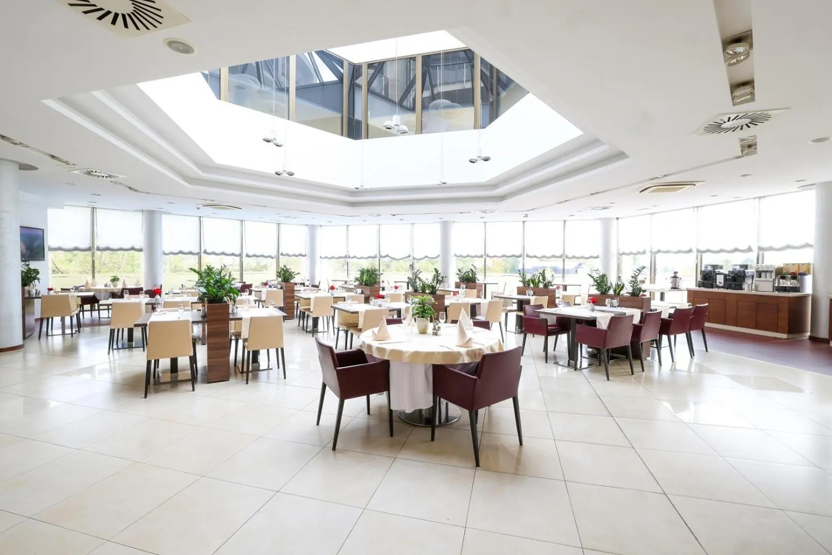 Restaurant/places to eat in Hotel Premier Aqua Adults Only - Fruške Terme
