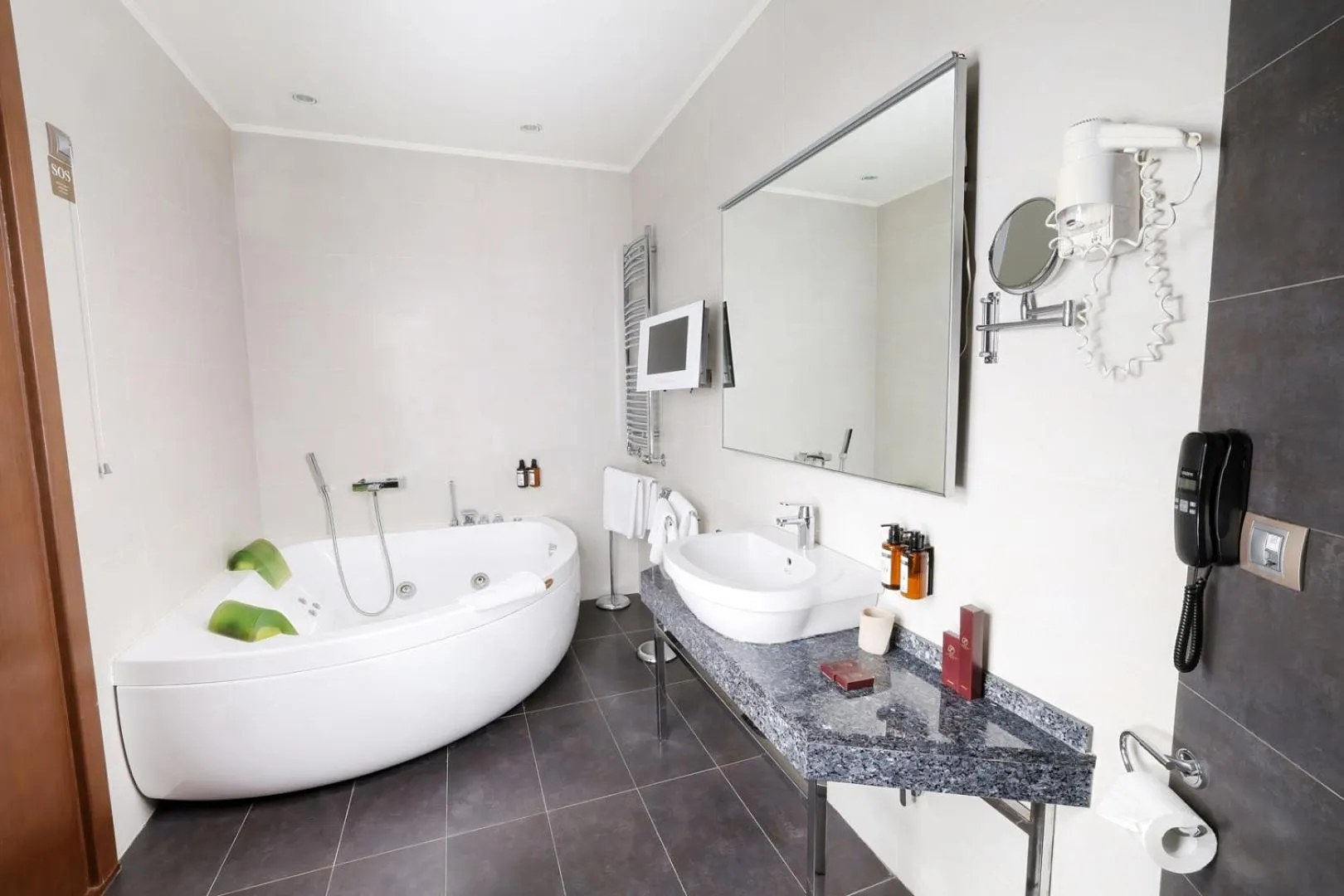 Bathroom in Hotel Premier Aqua Adults Only - Fruške Terme