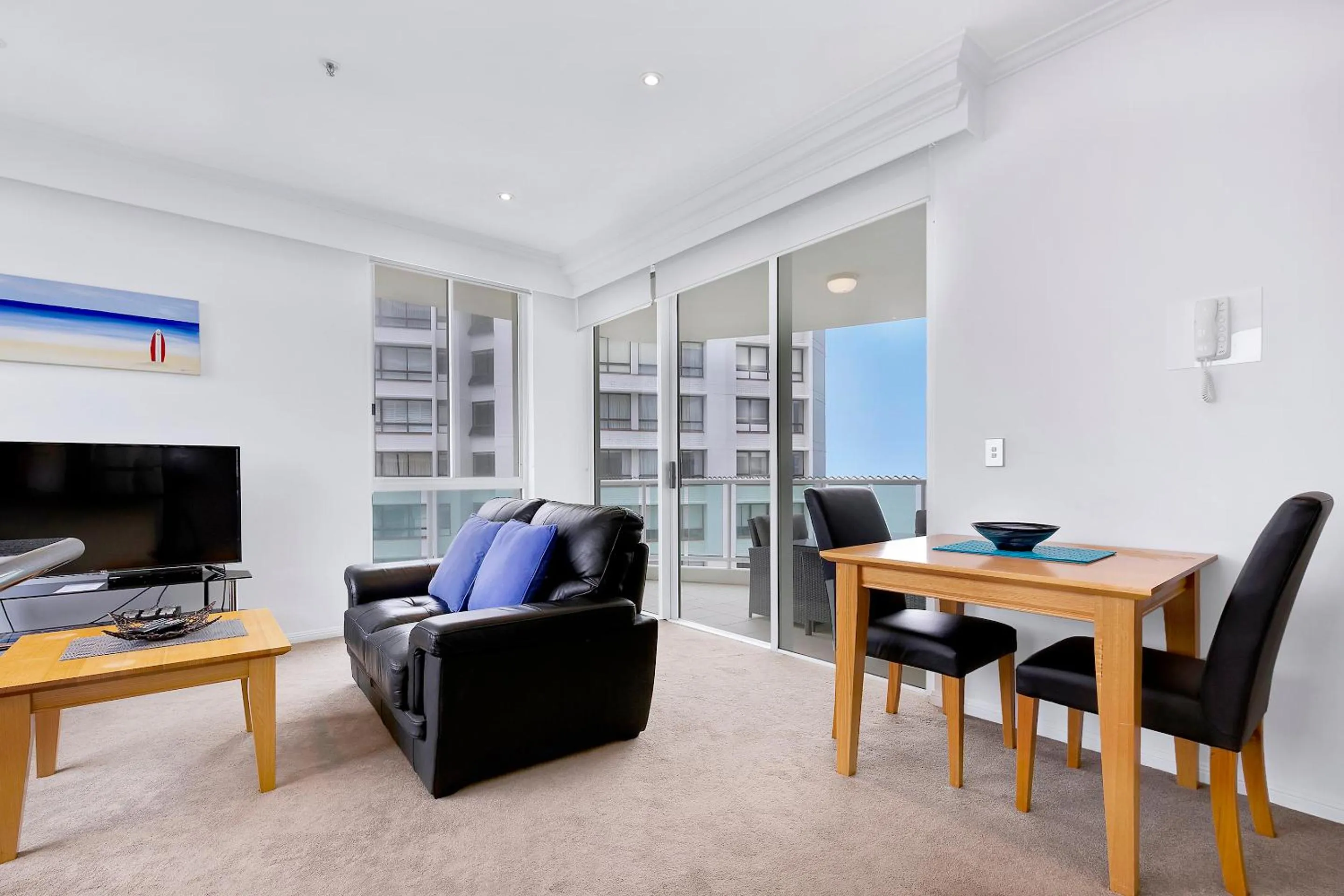 Living room in Pacific Views Resort