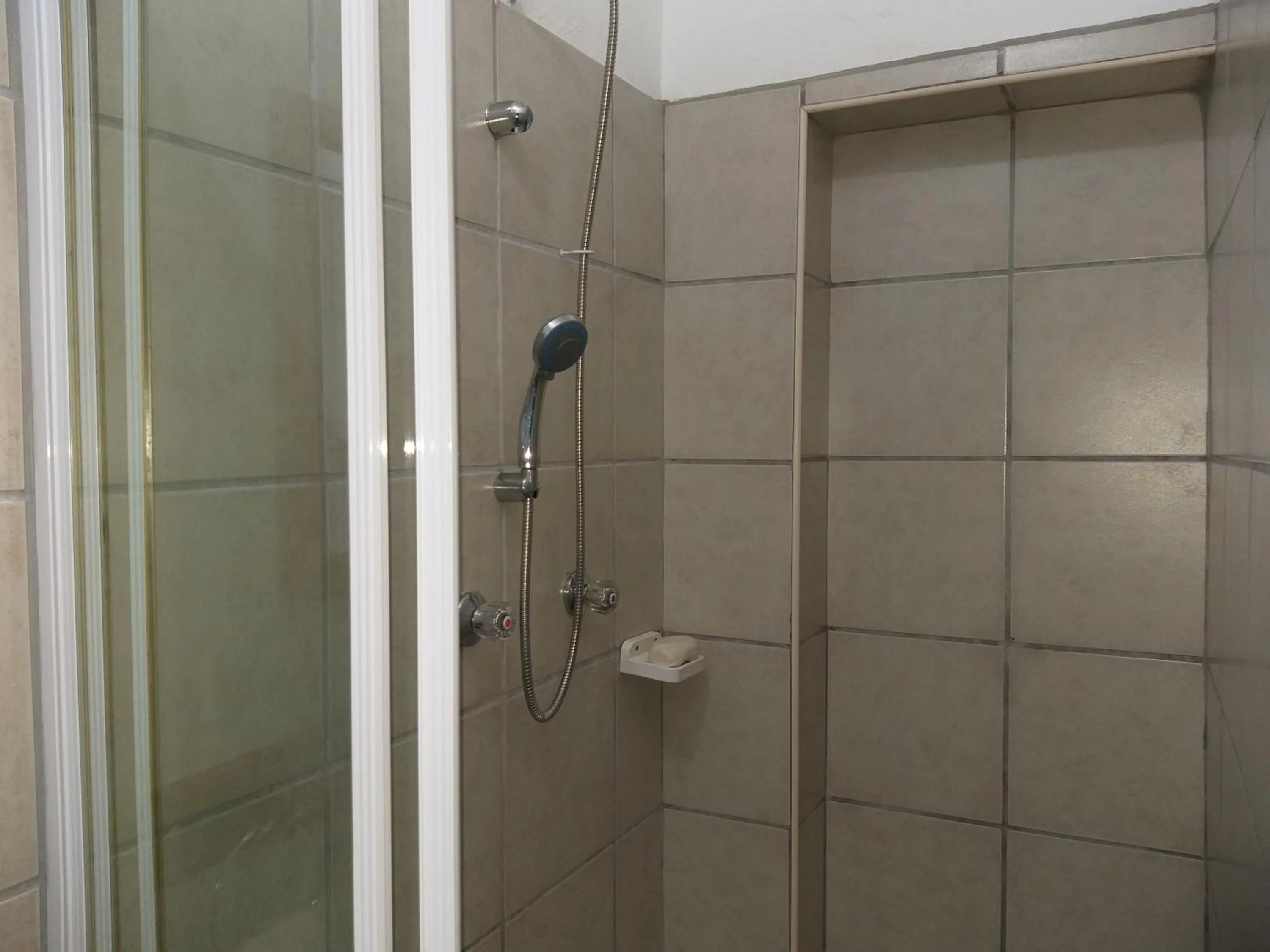 Bathroom in DJ'S B&B in Table View Cape Town