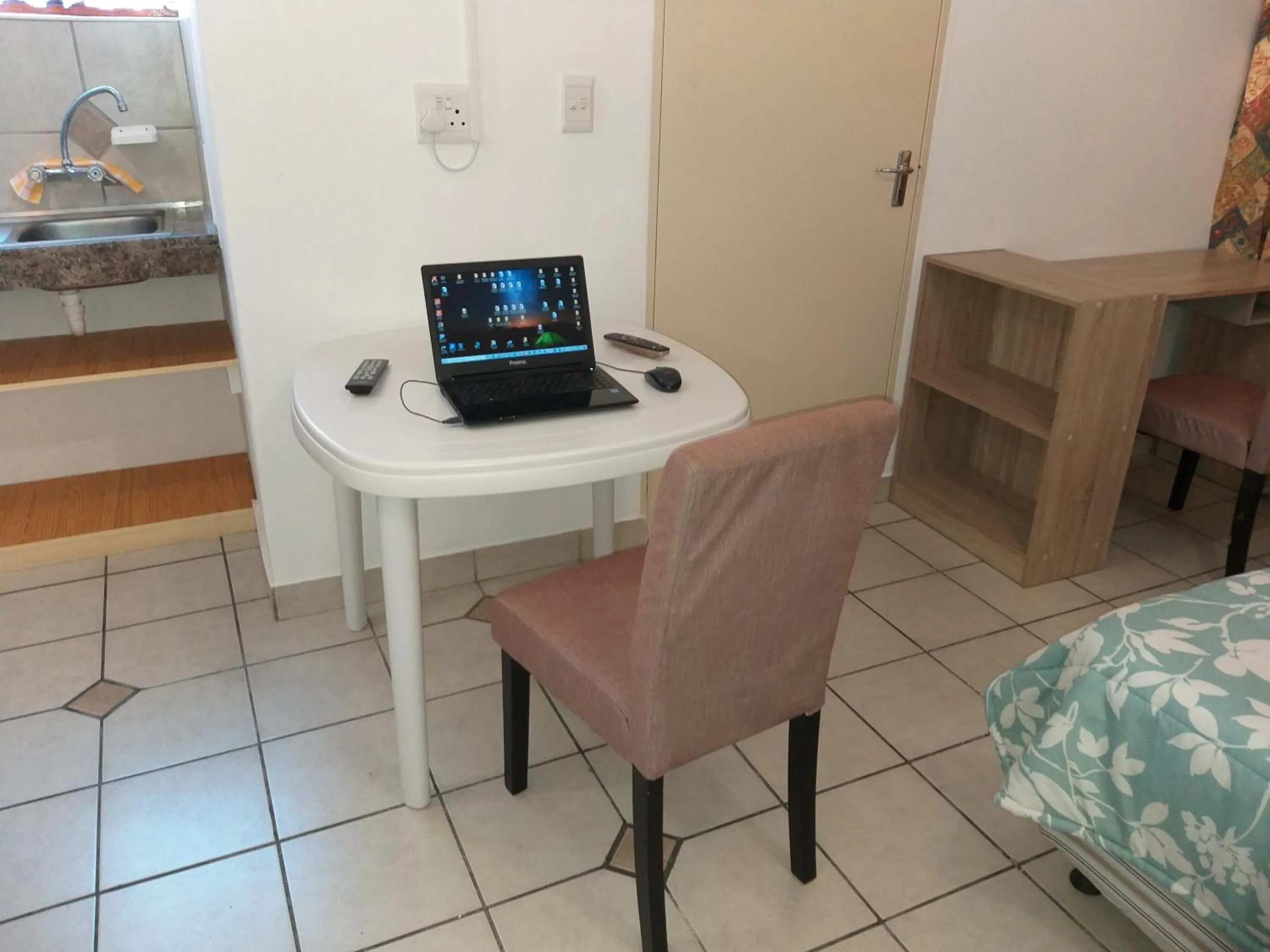 Business facilities in DJ'S B&B in Table View Cape Town