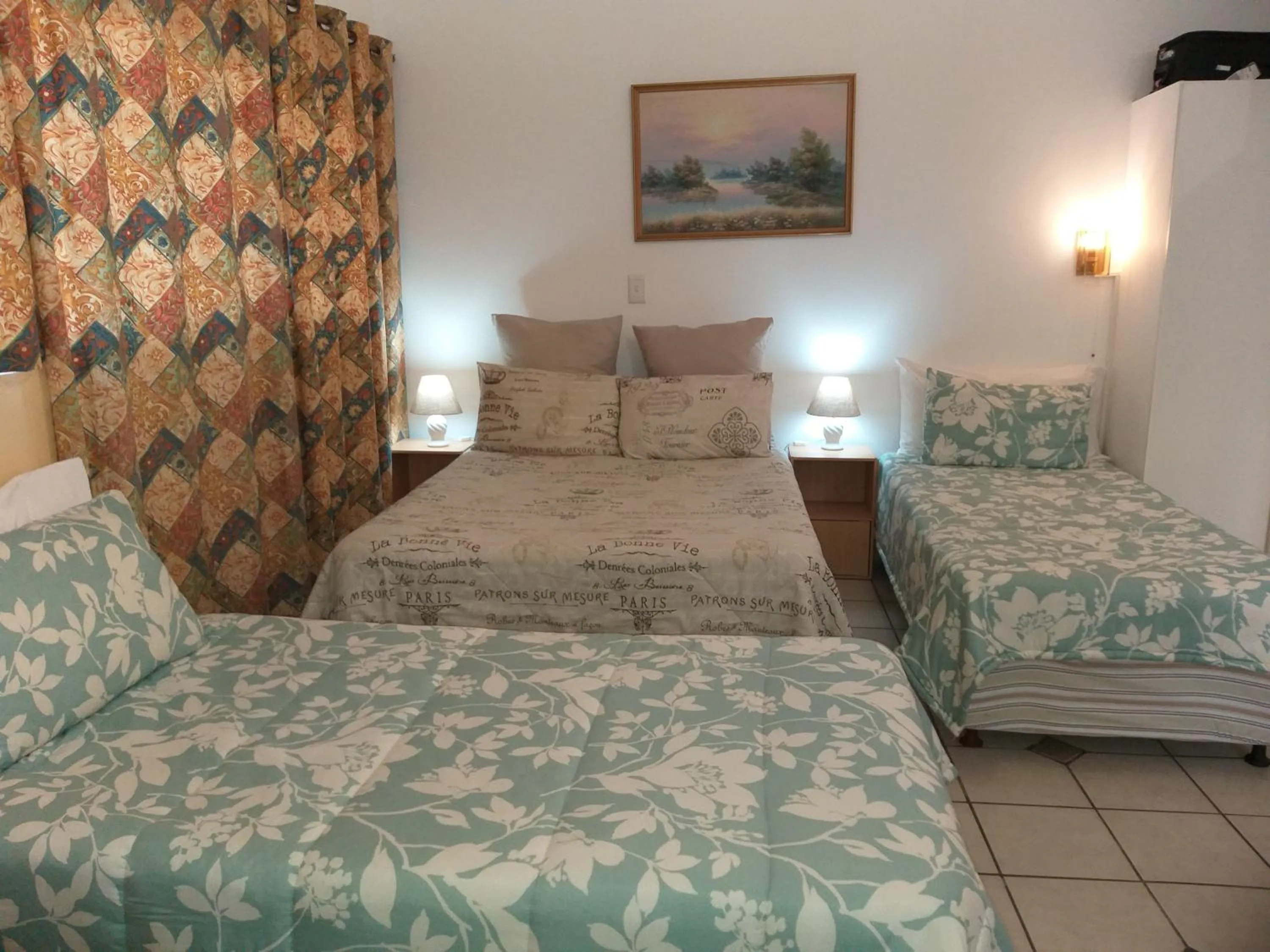 Spring in DJ'S B&B in Table View Cape Town