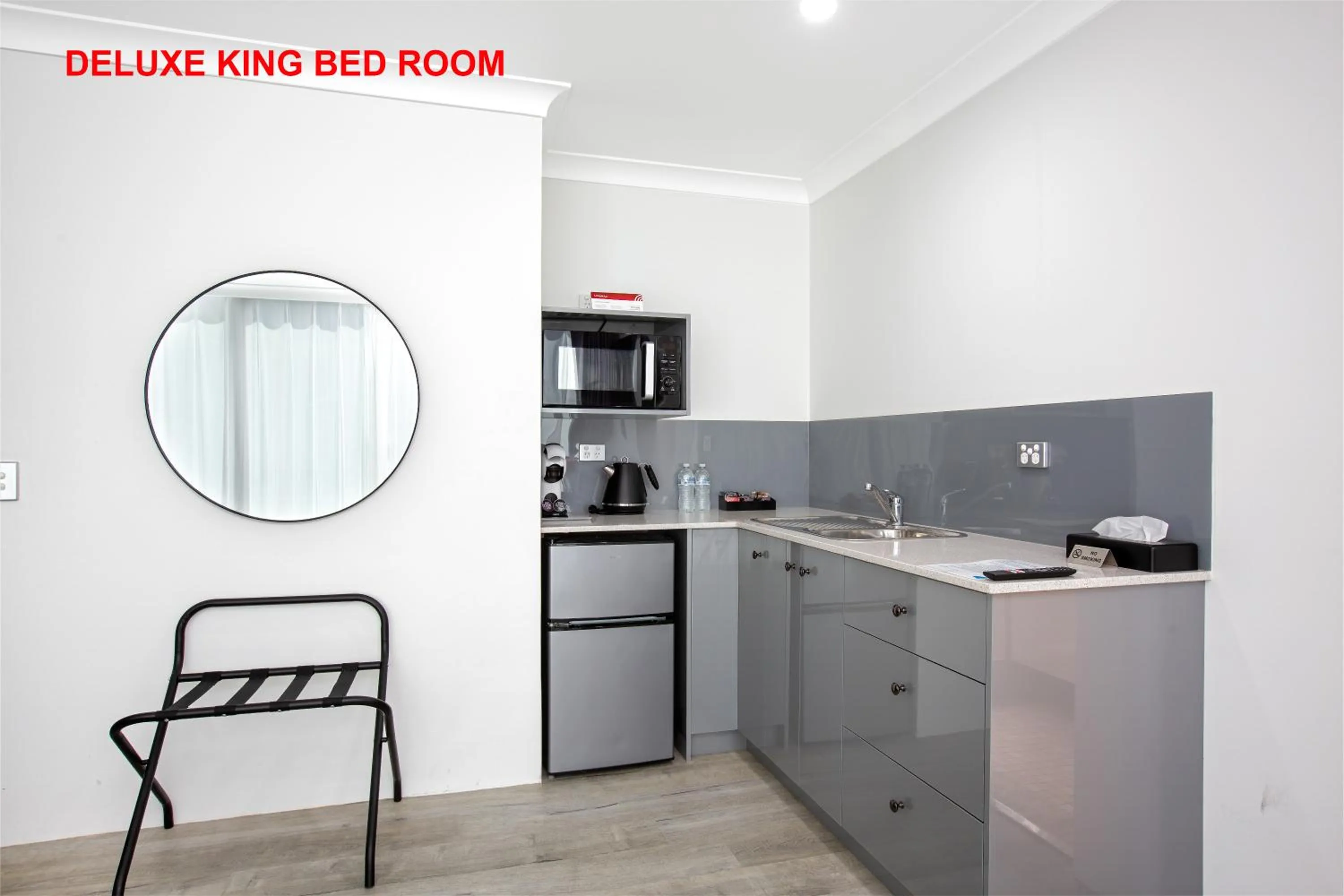 Kitchen or kitchenette in City Star Lodge