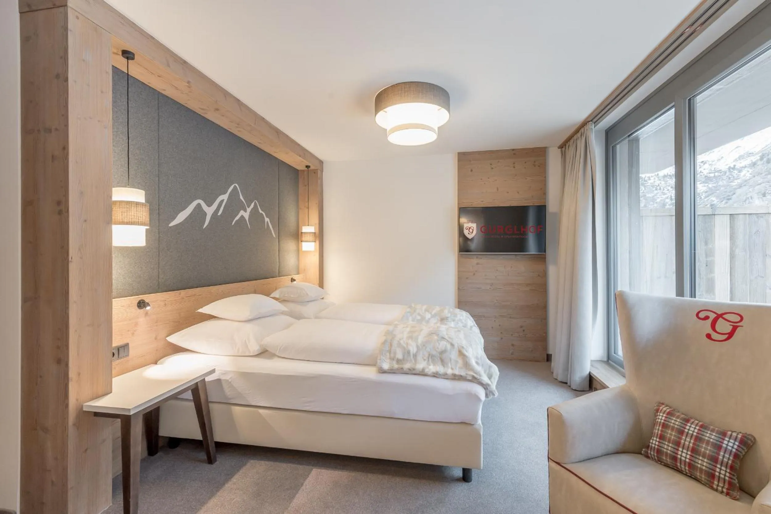 Photo of the whole room, Bed in Hotel Gurglhof Superior