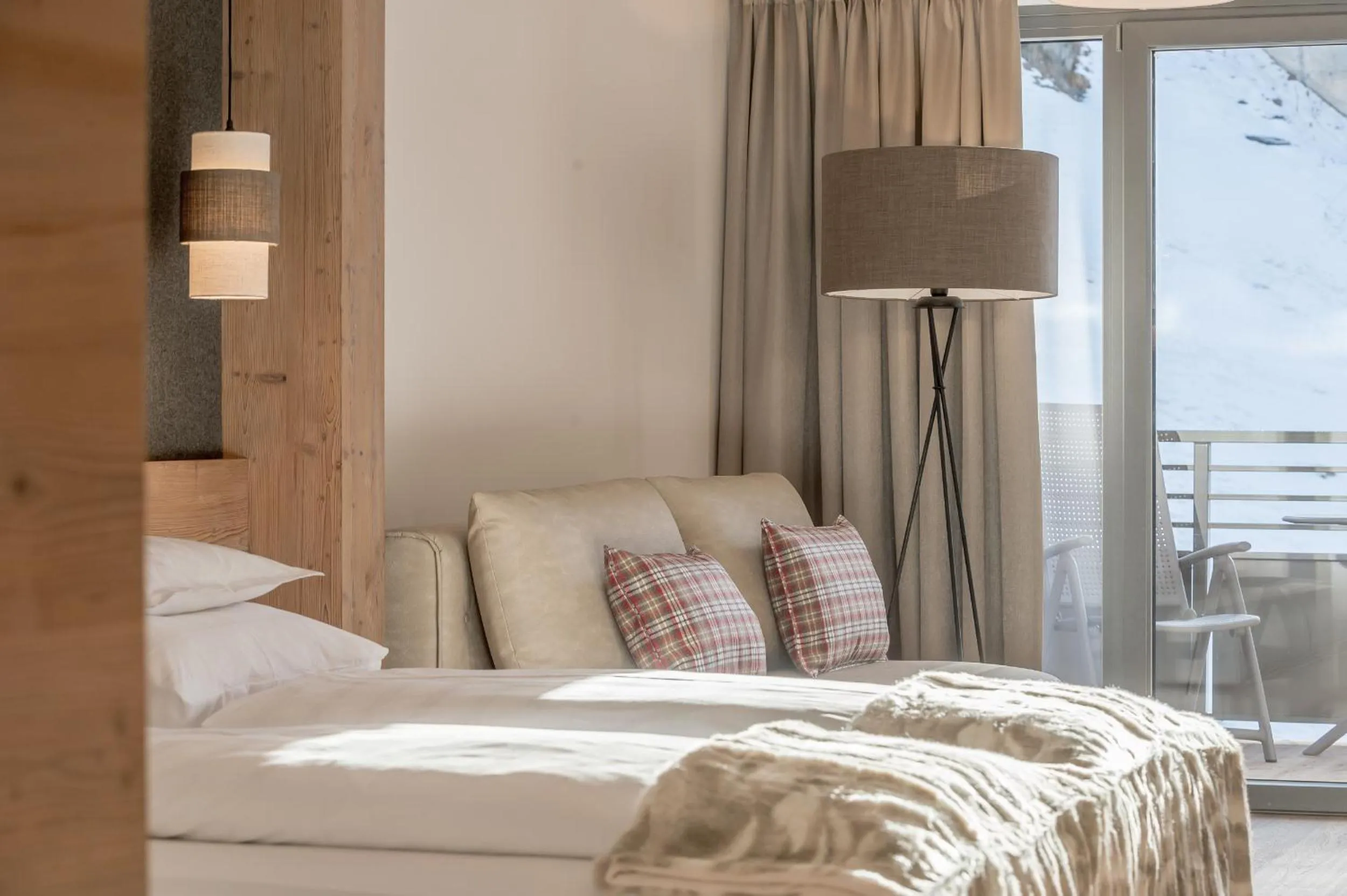 Photo of the whole room, Bed in Hotel Gurglhof Superior