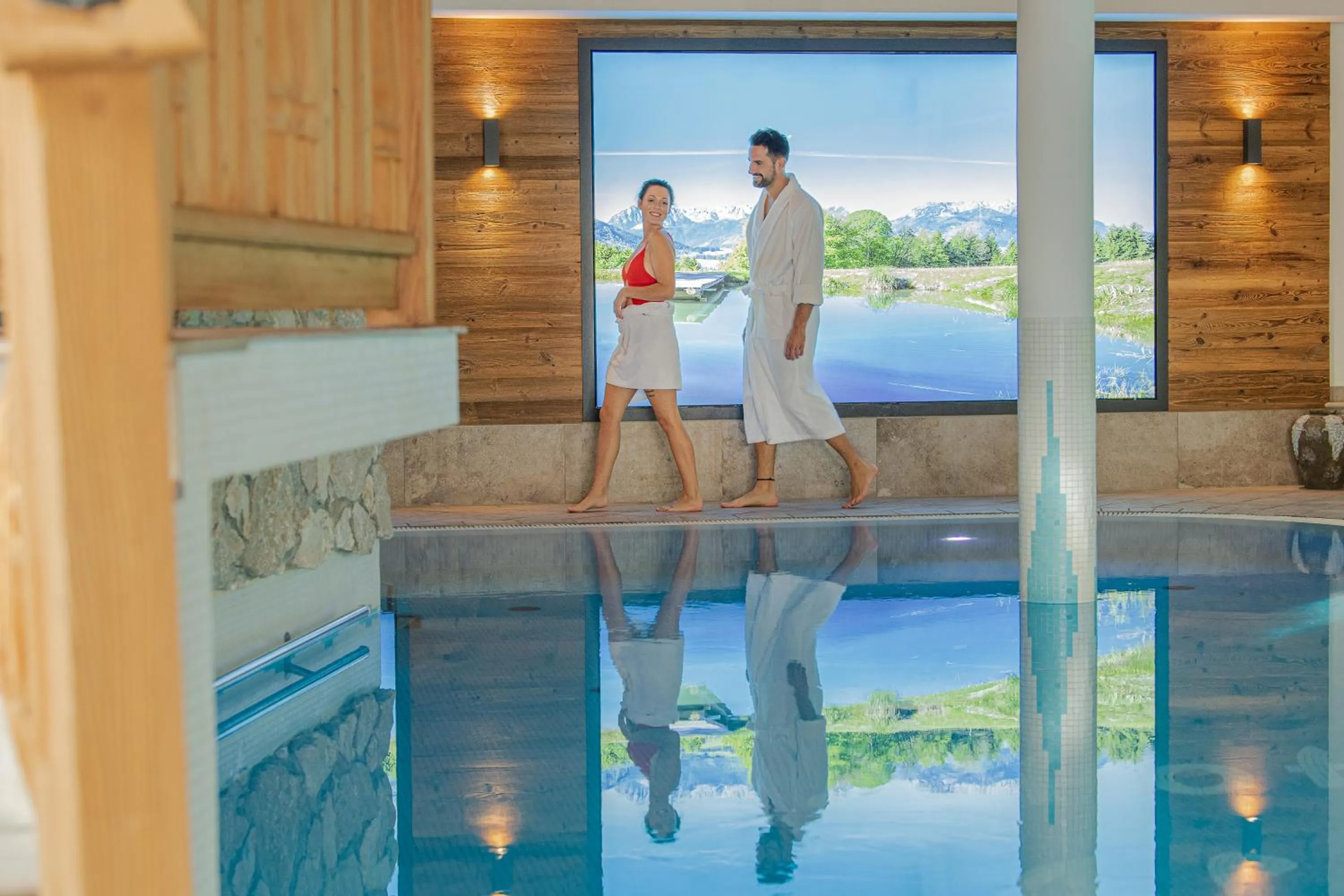 Swimming pool in Hotel Alpina Wellness & Spa Resort
