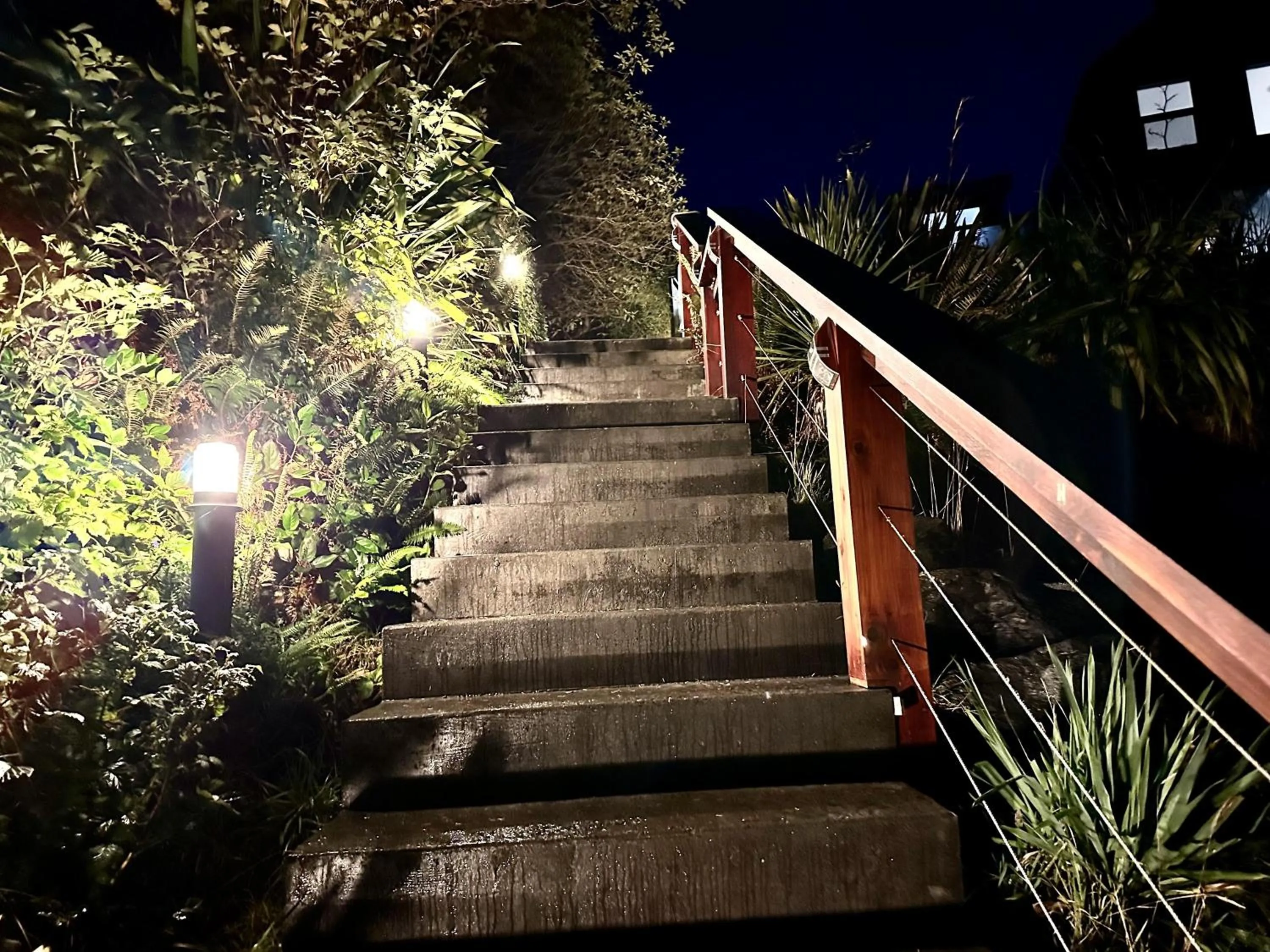 Property building in Waterfront Private Room With Hot Tub & Firepit