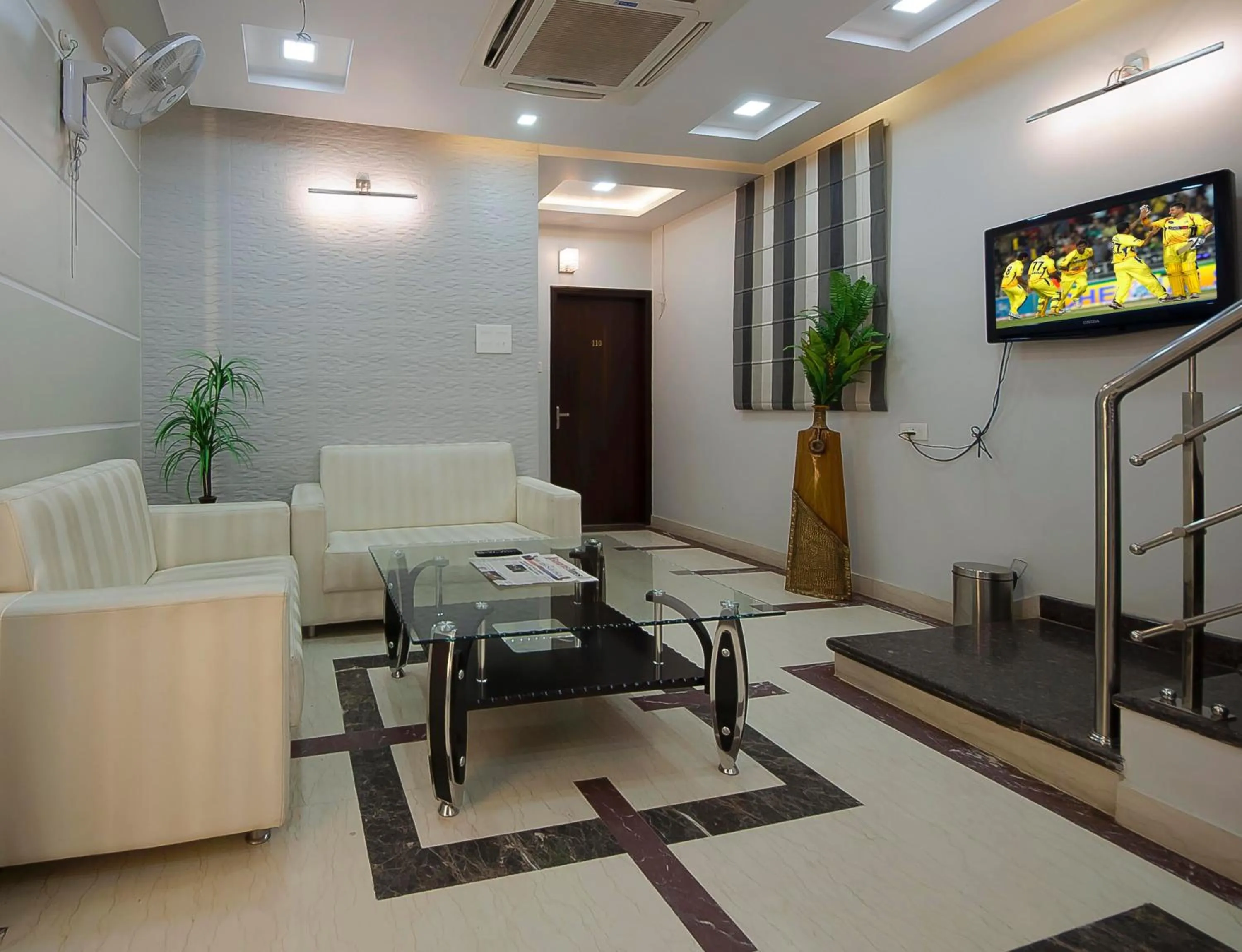 Lobby or reception in Hotel Central Residency