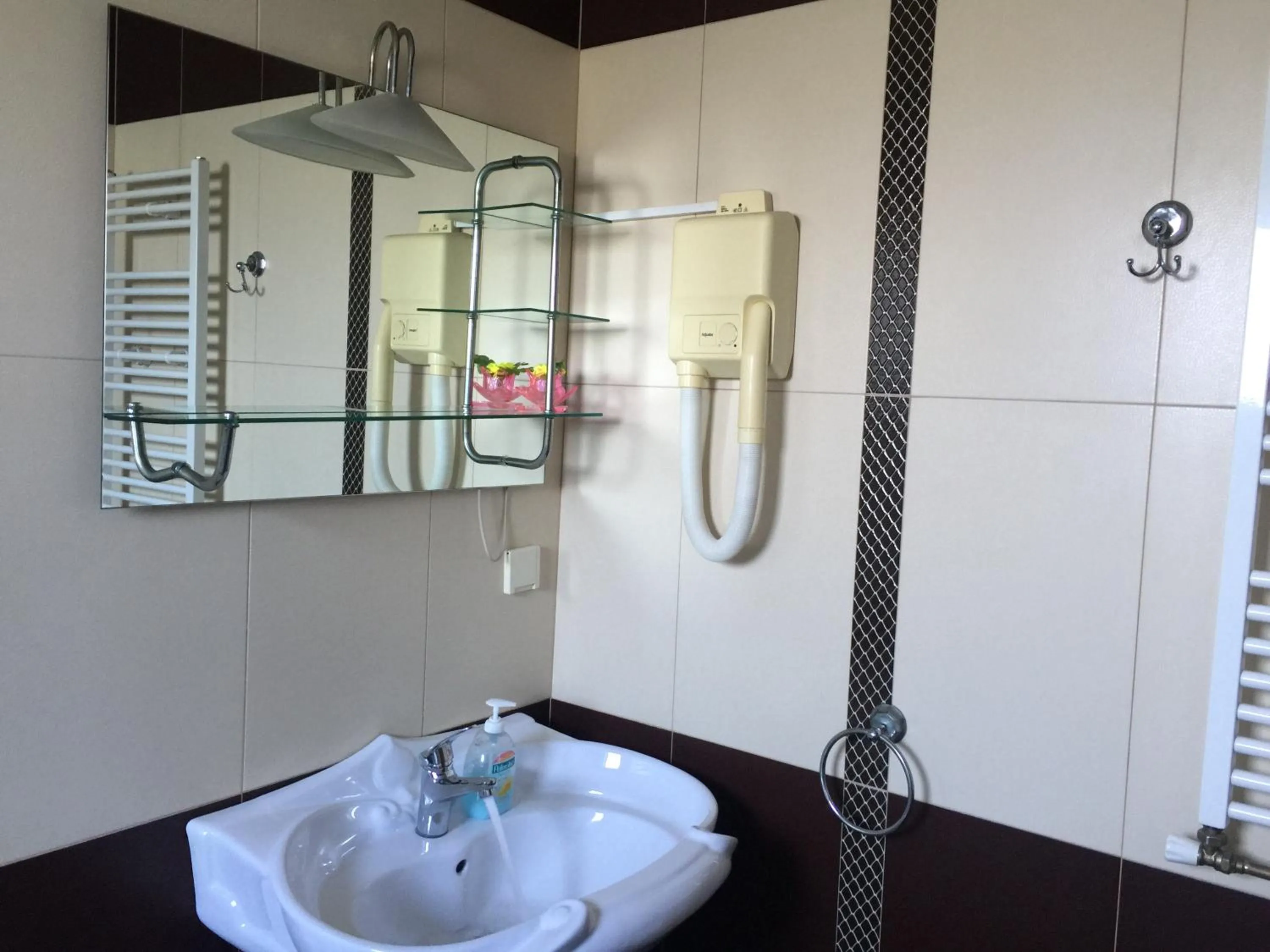 Bathroom in Hotel Adria