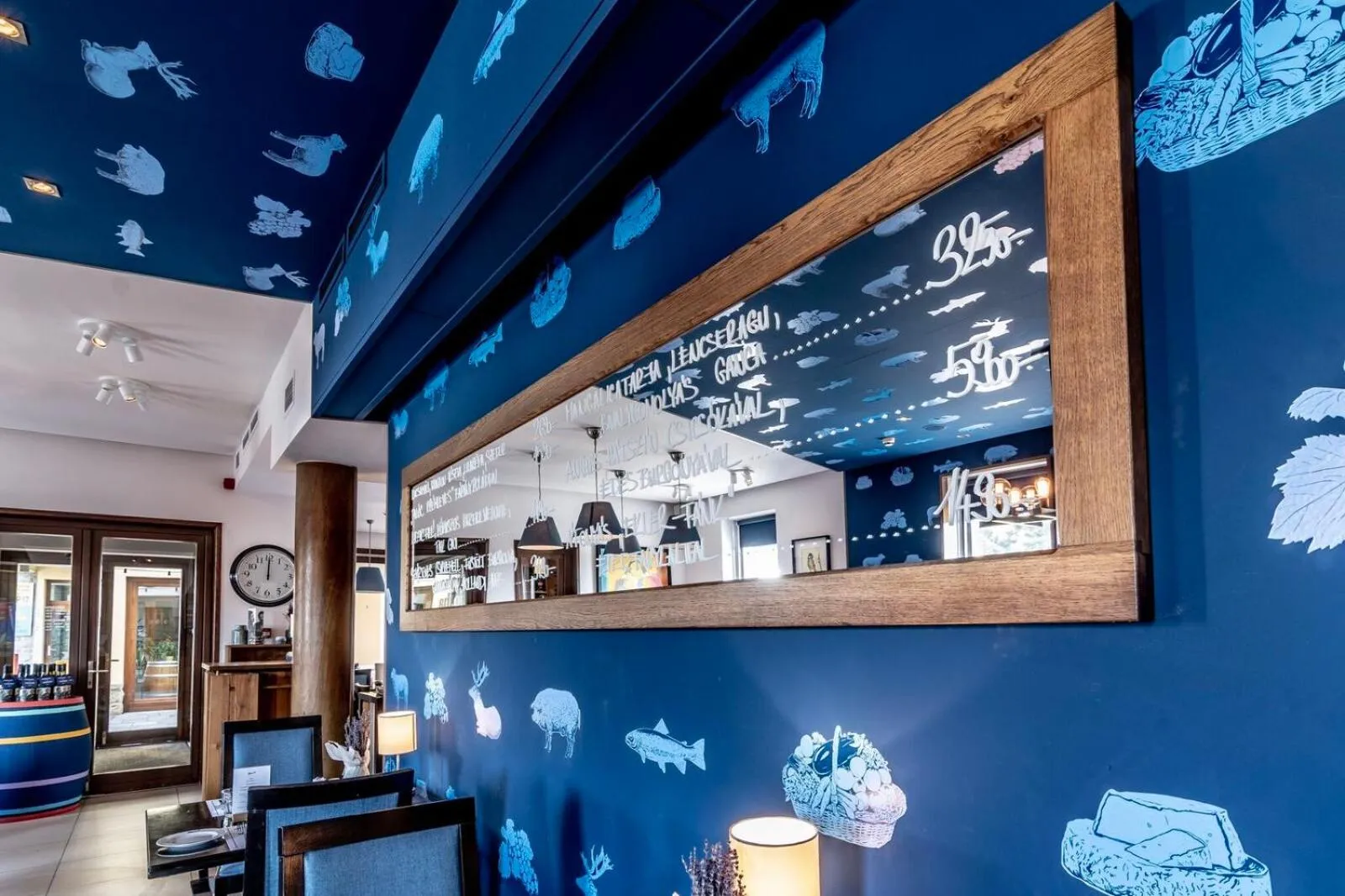 Restaurant/places to eat in Imola Udvarház Dessert Hotel