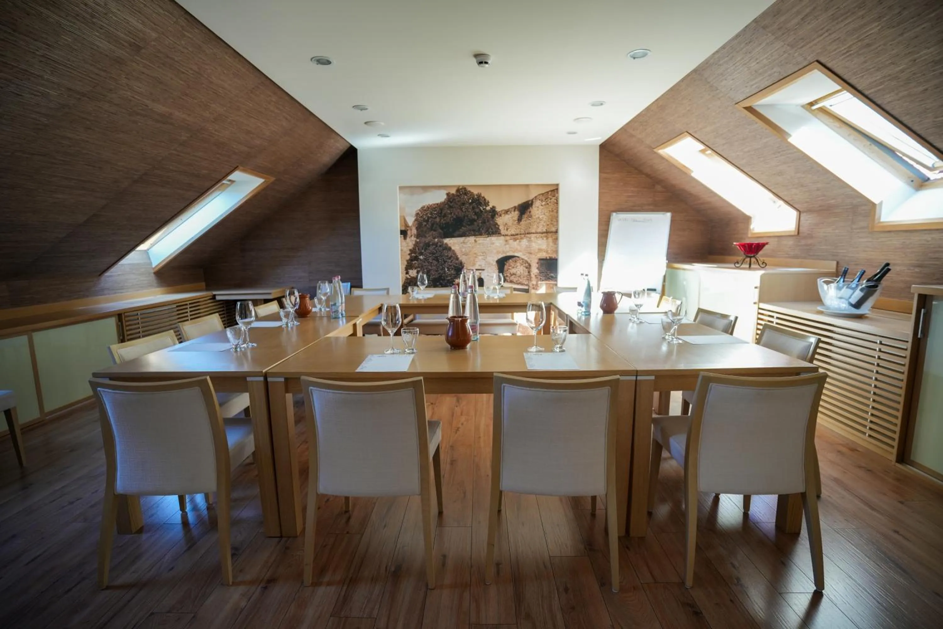 Meeting/conference room in Imola Udvarház Dessert Hotel