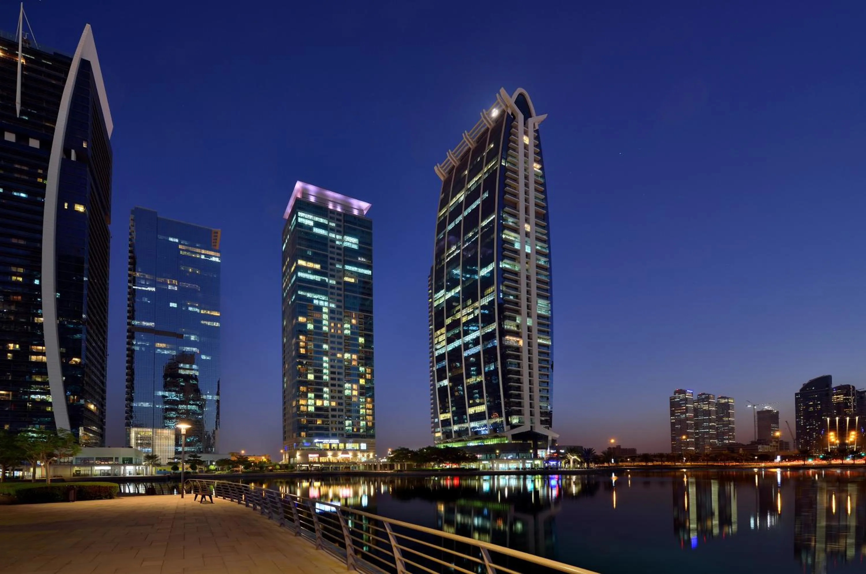 Lake view in Oaks Liwa Heights Hotel Suites