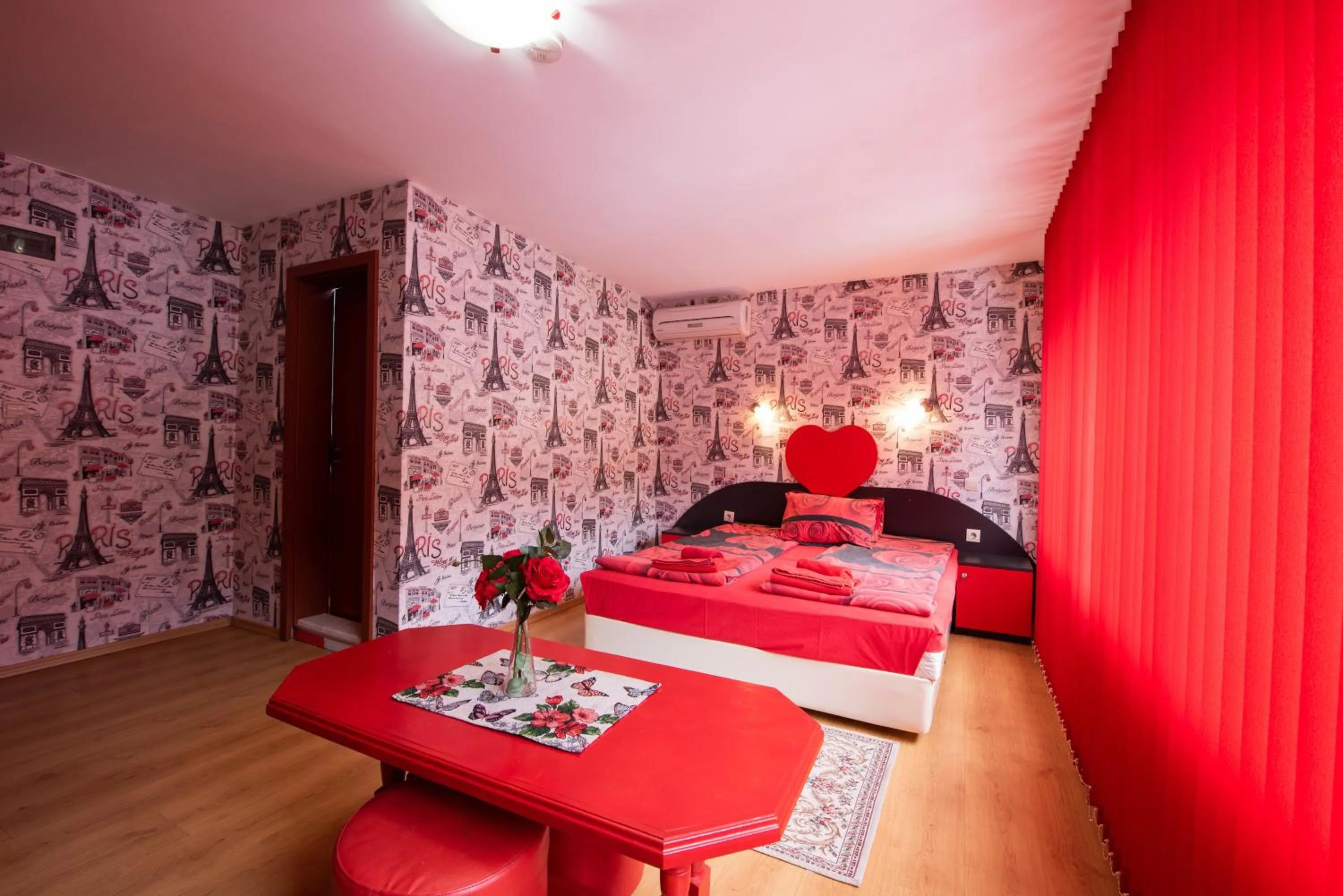 Bed in Family Hotel Enica