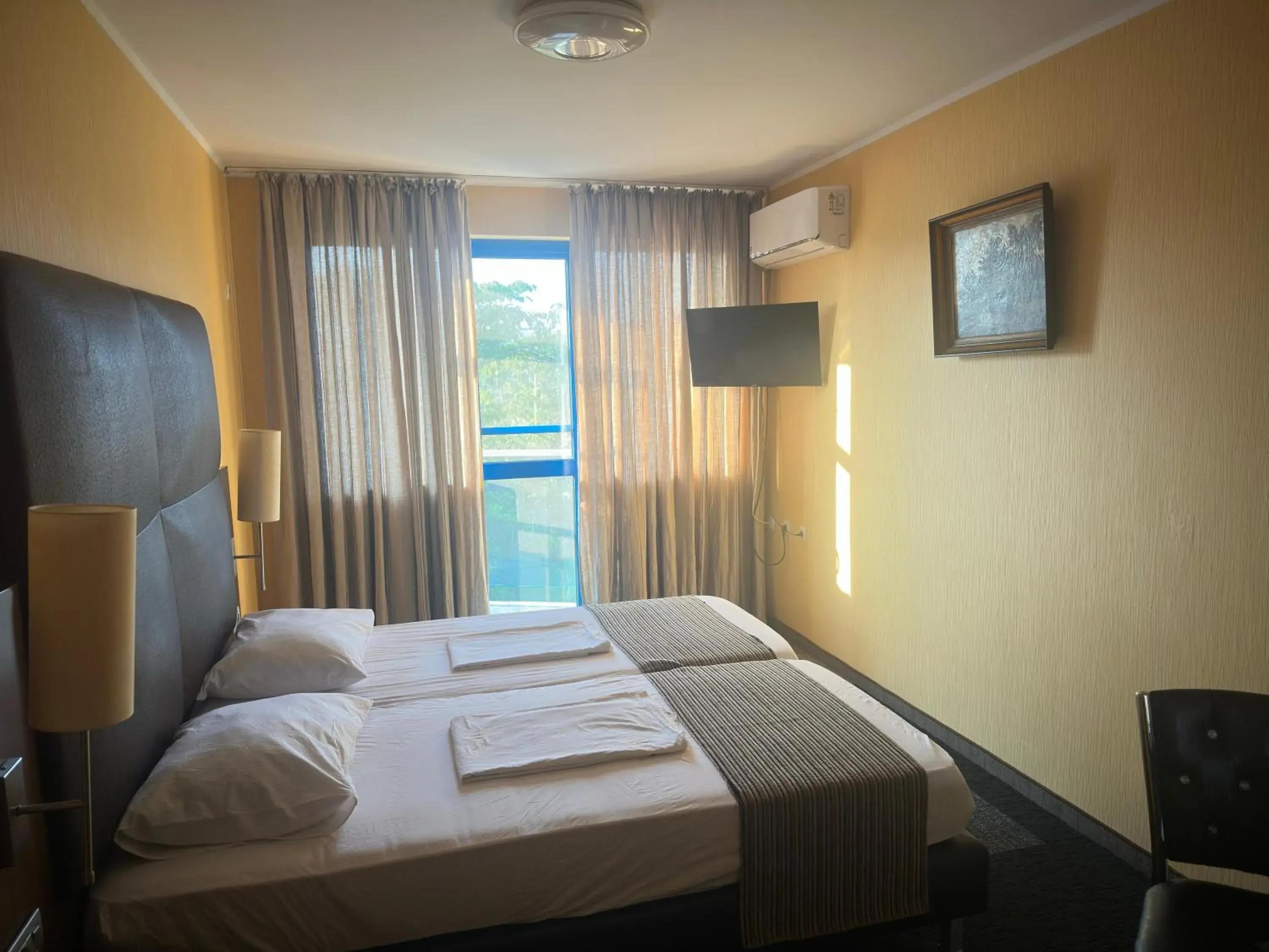 Double or Twin Room in Formula 1 Motel Double or Twin Room in Formula 1 Motel