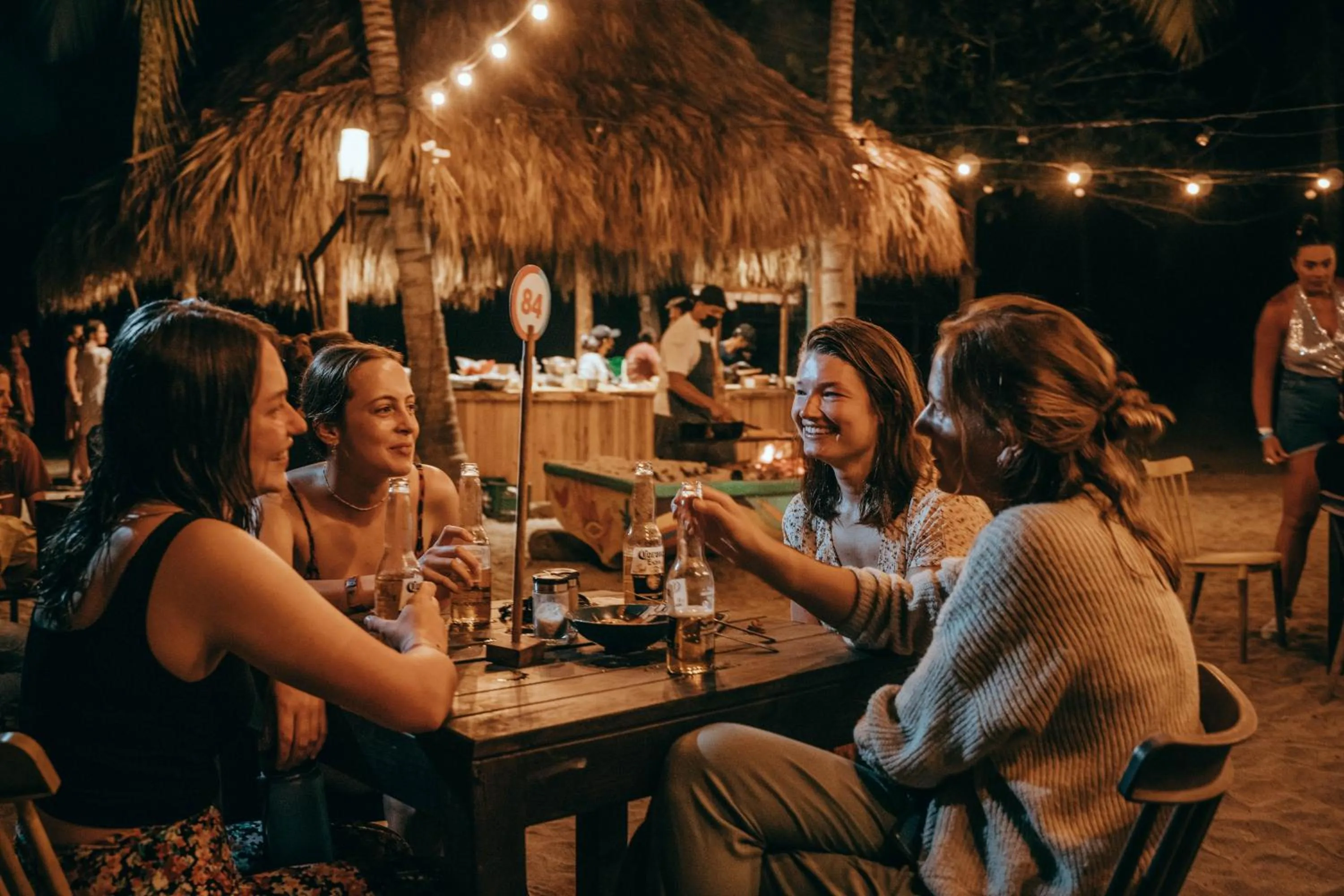 Restaurant/places to eat in Viajero Tayrona Hostel & Ecohabs