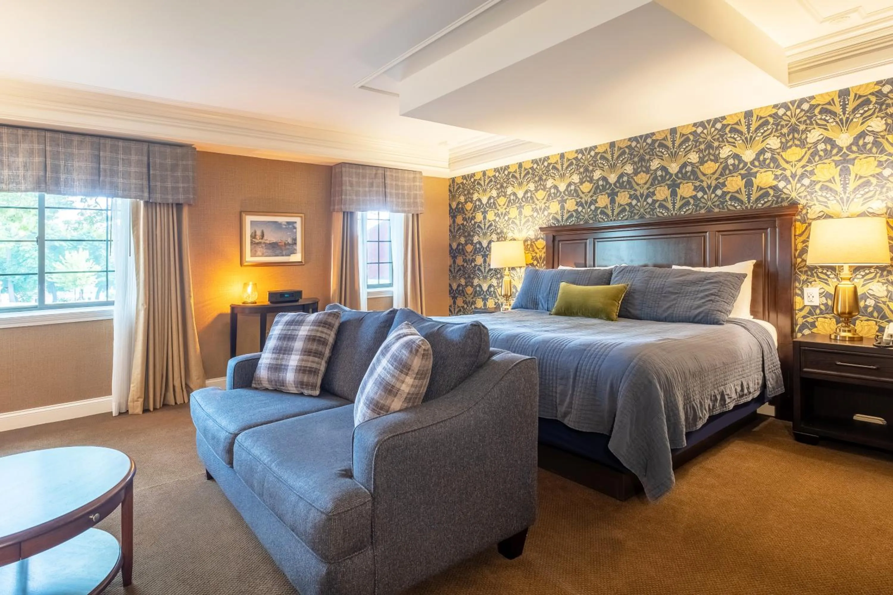 Bed in Red Coach Inn