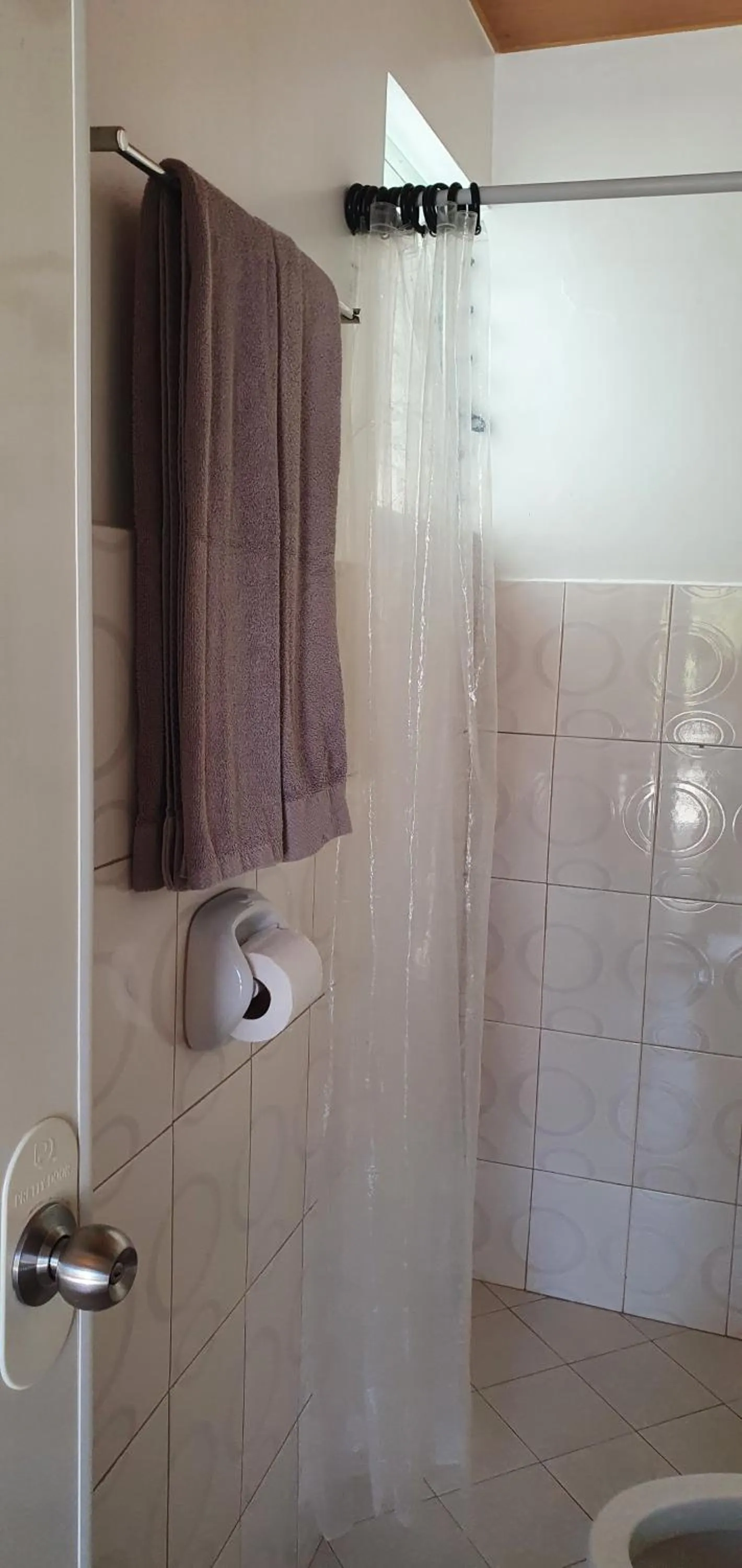 Bathroom in Lola's Guest House