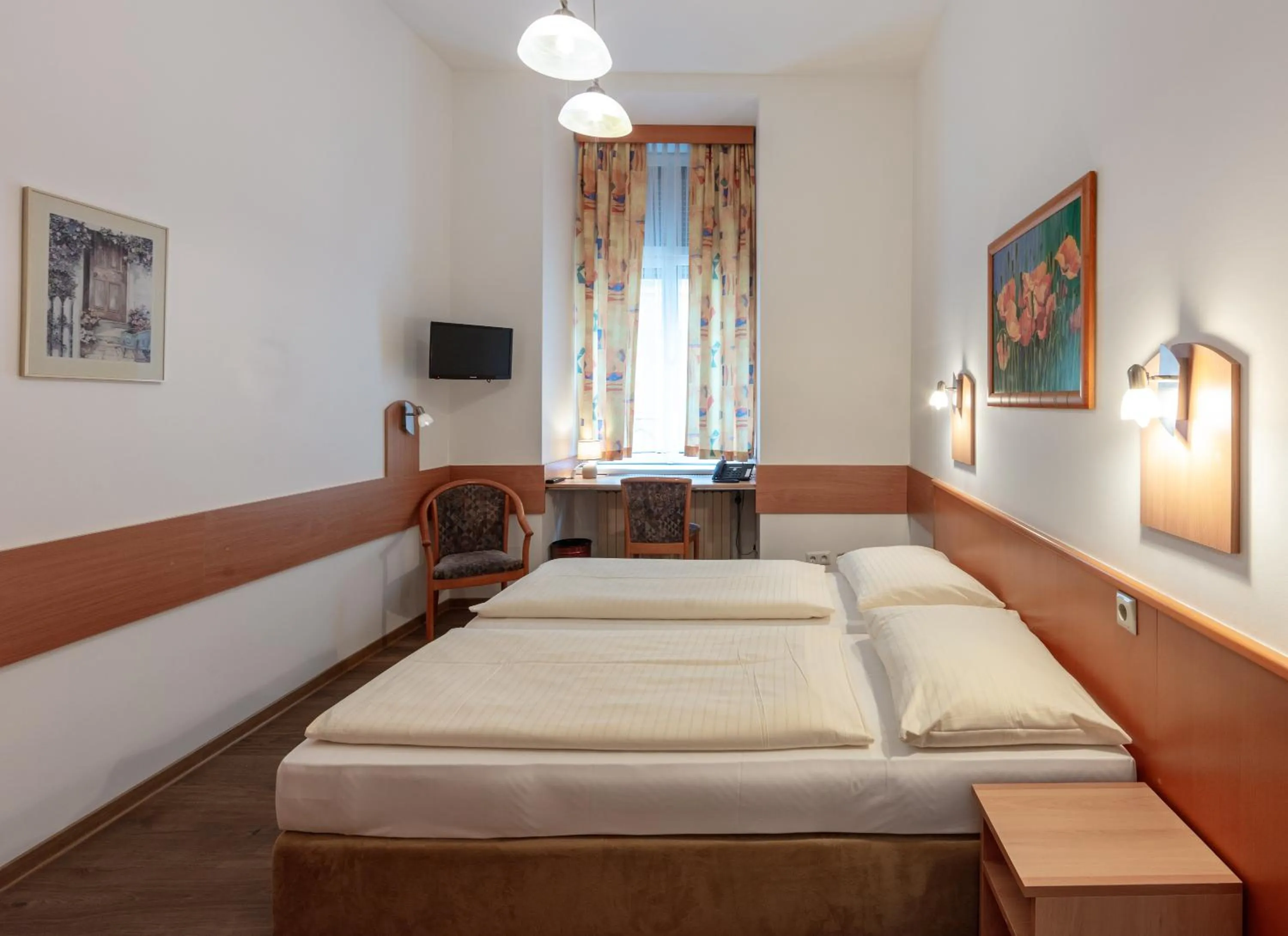 Bed in Hotel Admiral