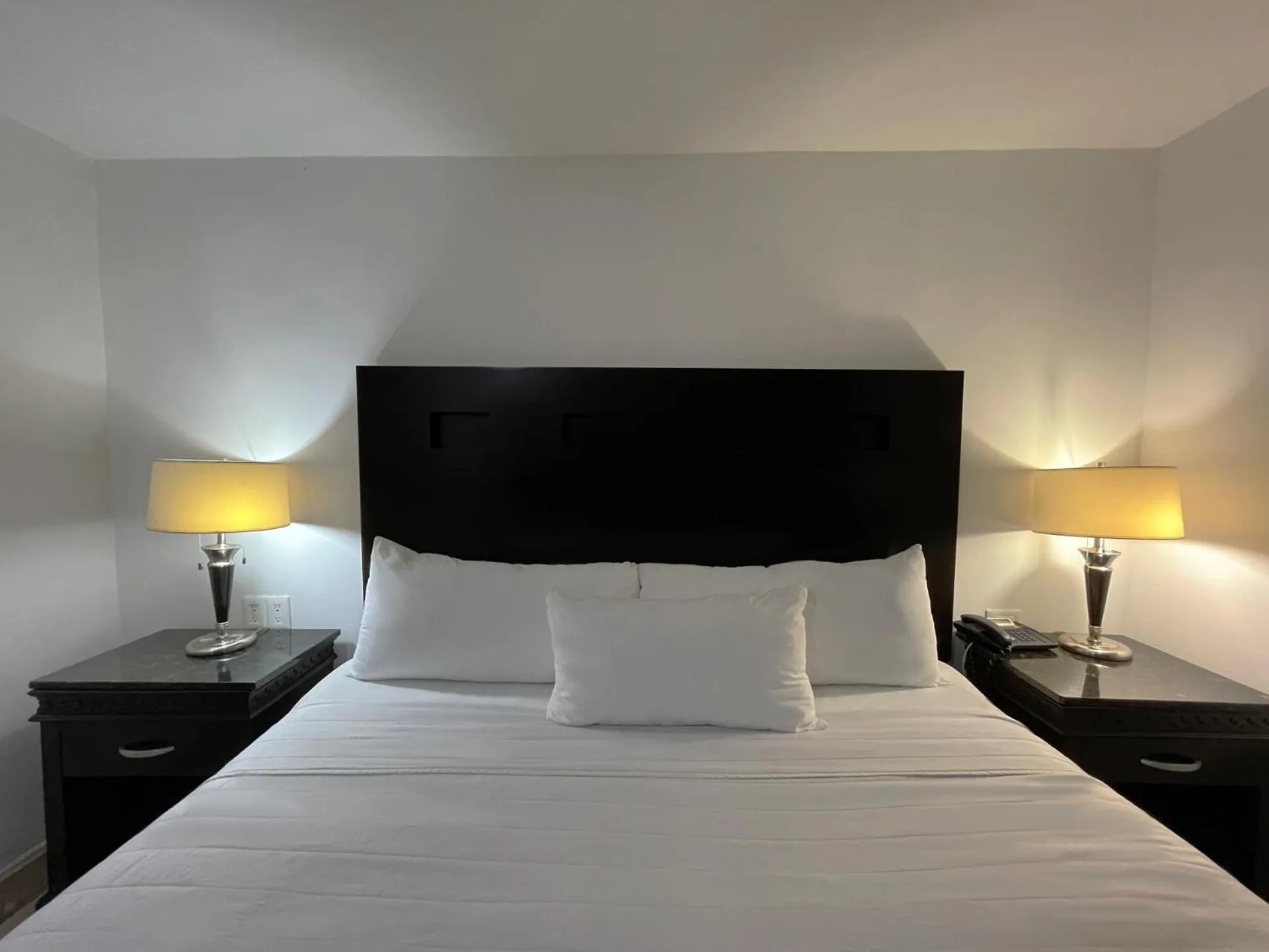 Bed in Wyndham Garden Los Mochis Plaza Inn