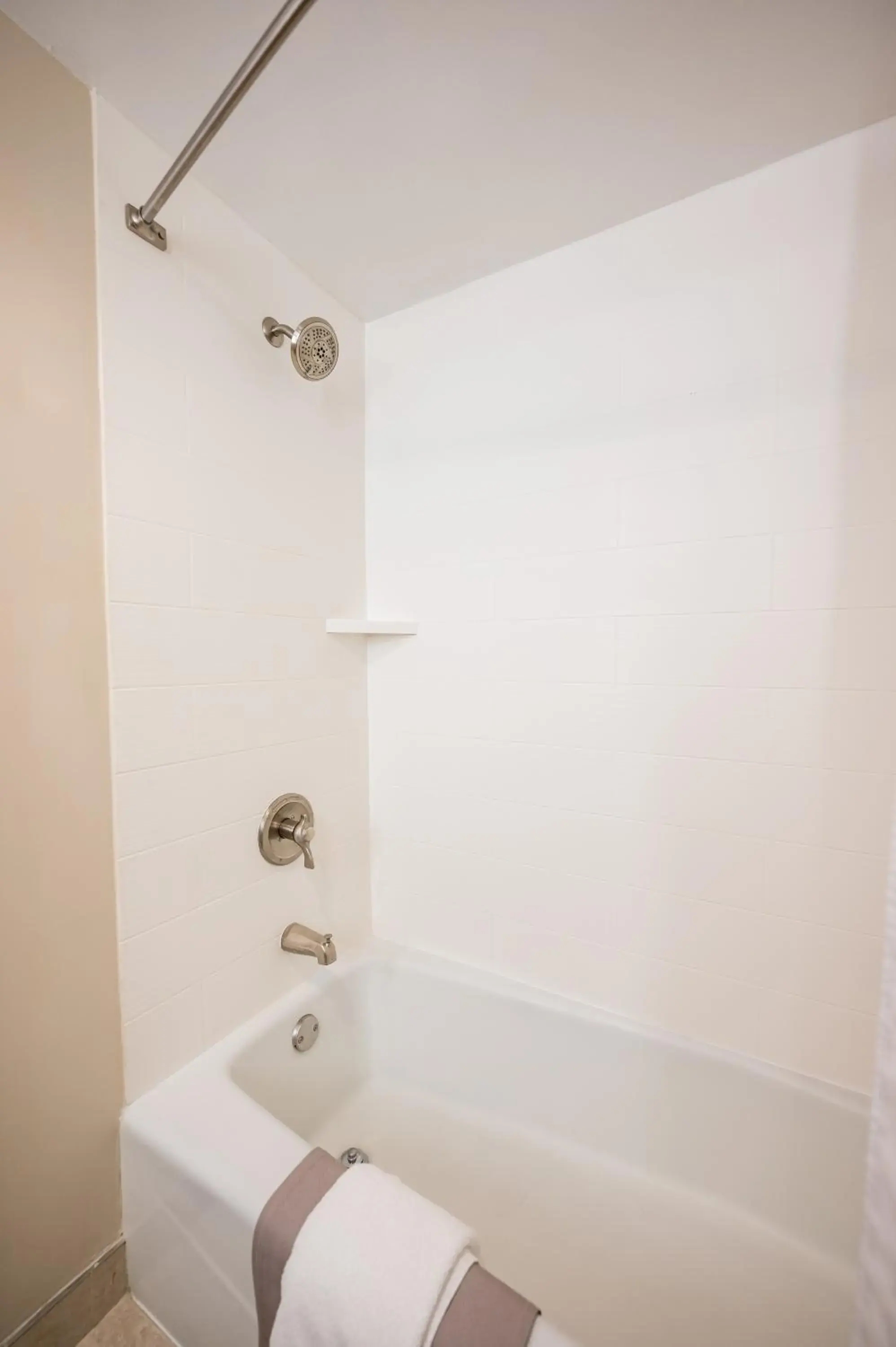 Queen Suite with Two Queen Beds and Sofa Bed in Hyatt Regency Green Bay Queen Suite with Two Queen Beds and Sofa Bed in Hyatt Regency Green Bay