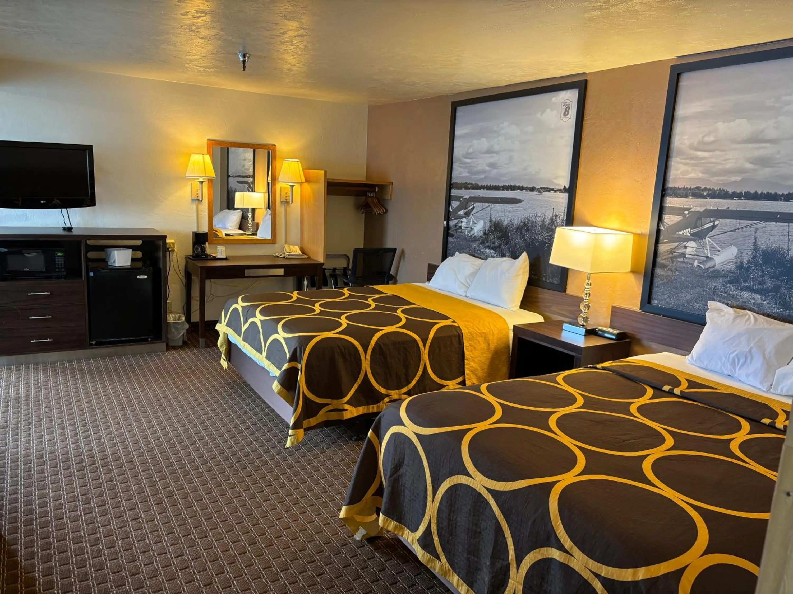 Bed in Super 8 by Wyndham Ketchikan