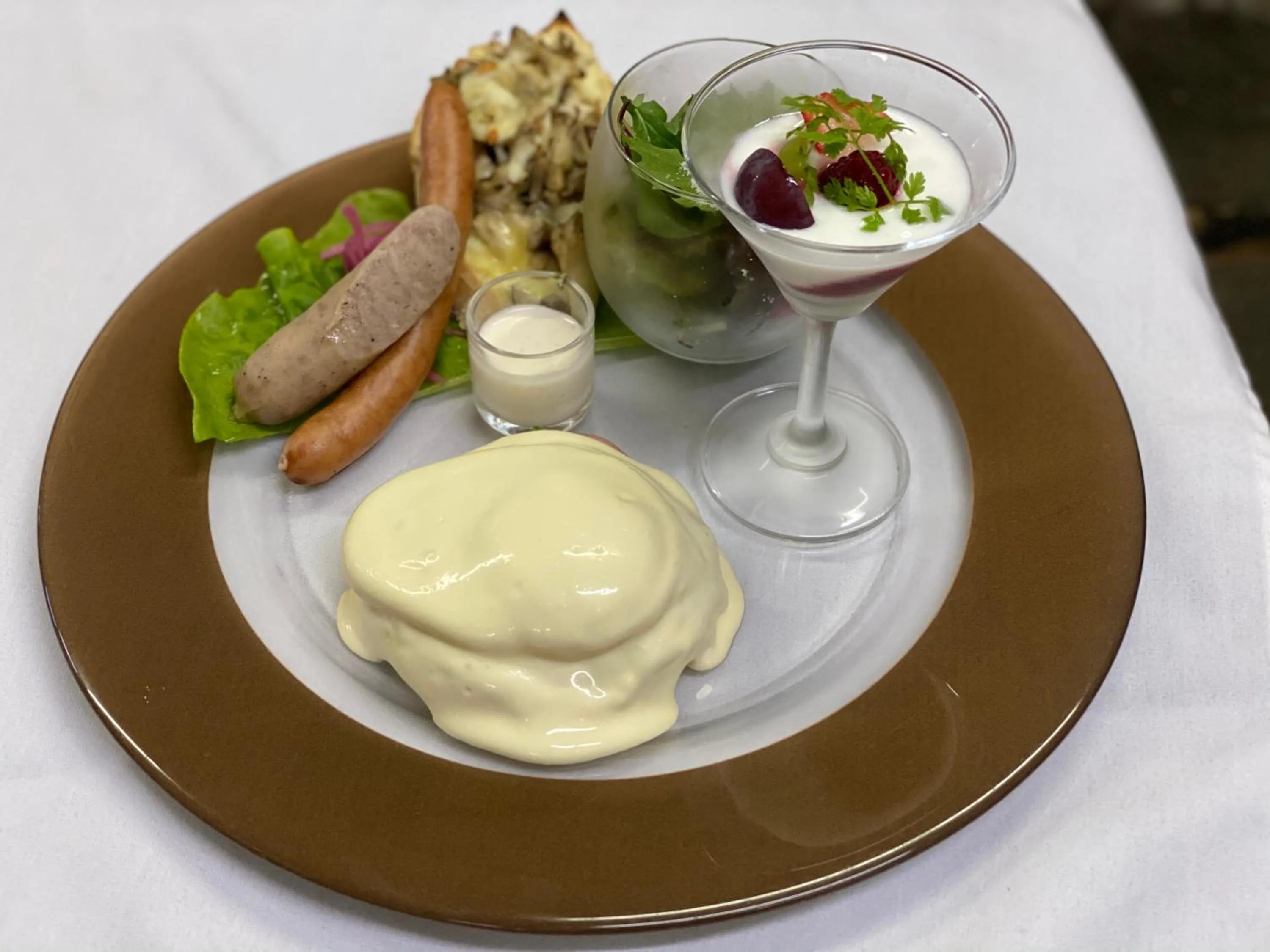 Breakfast in Auberge Mermaid