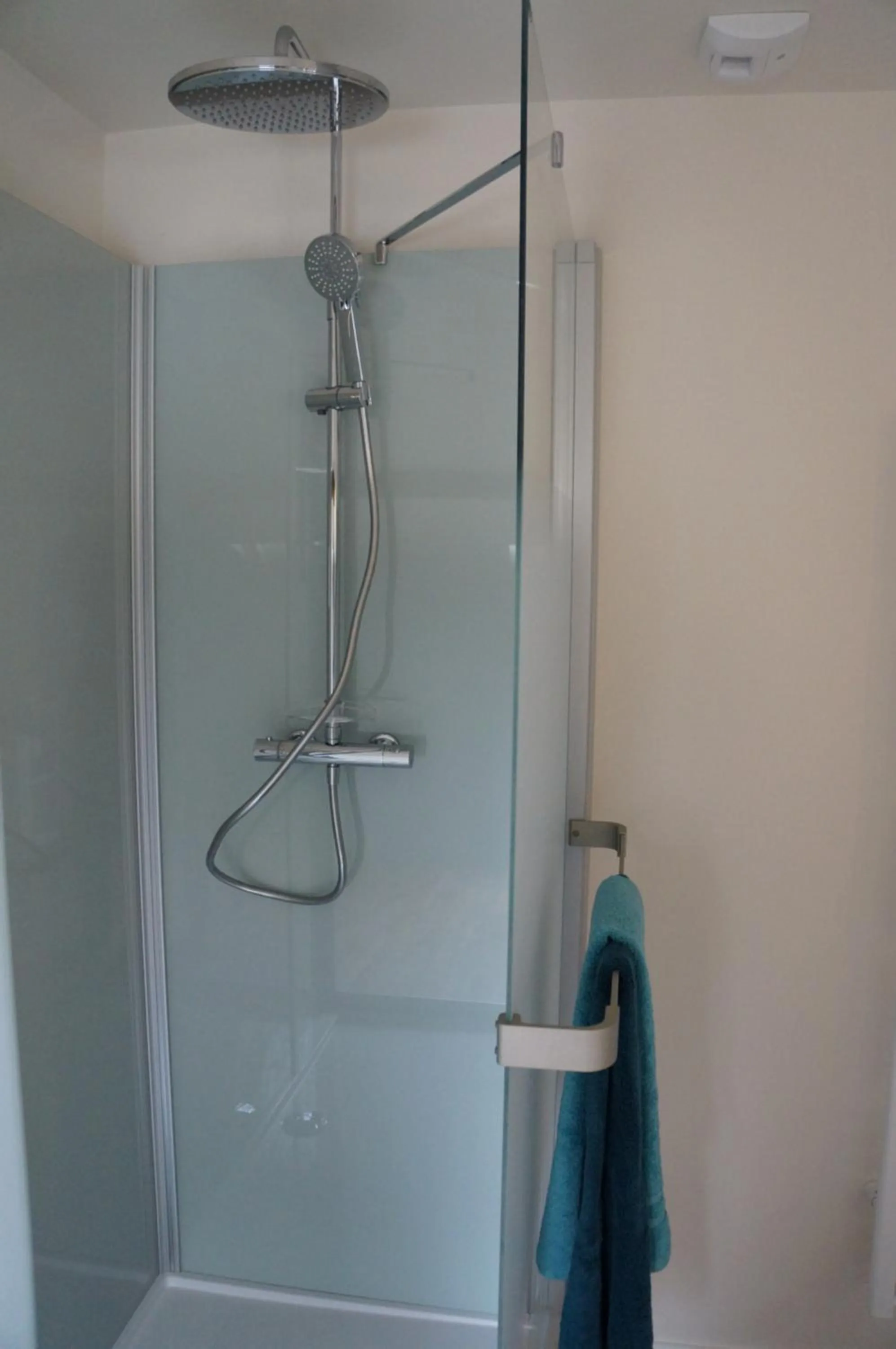 Bathroom in B&B Les Tranchées