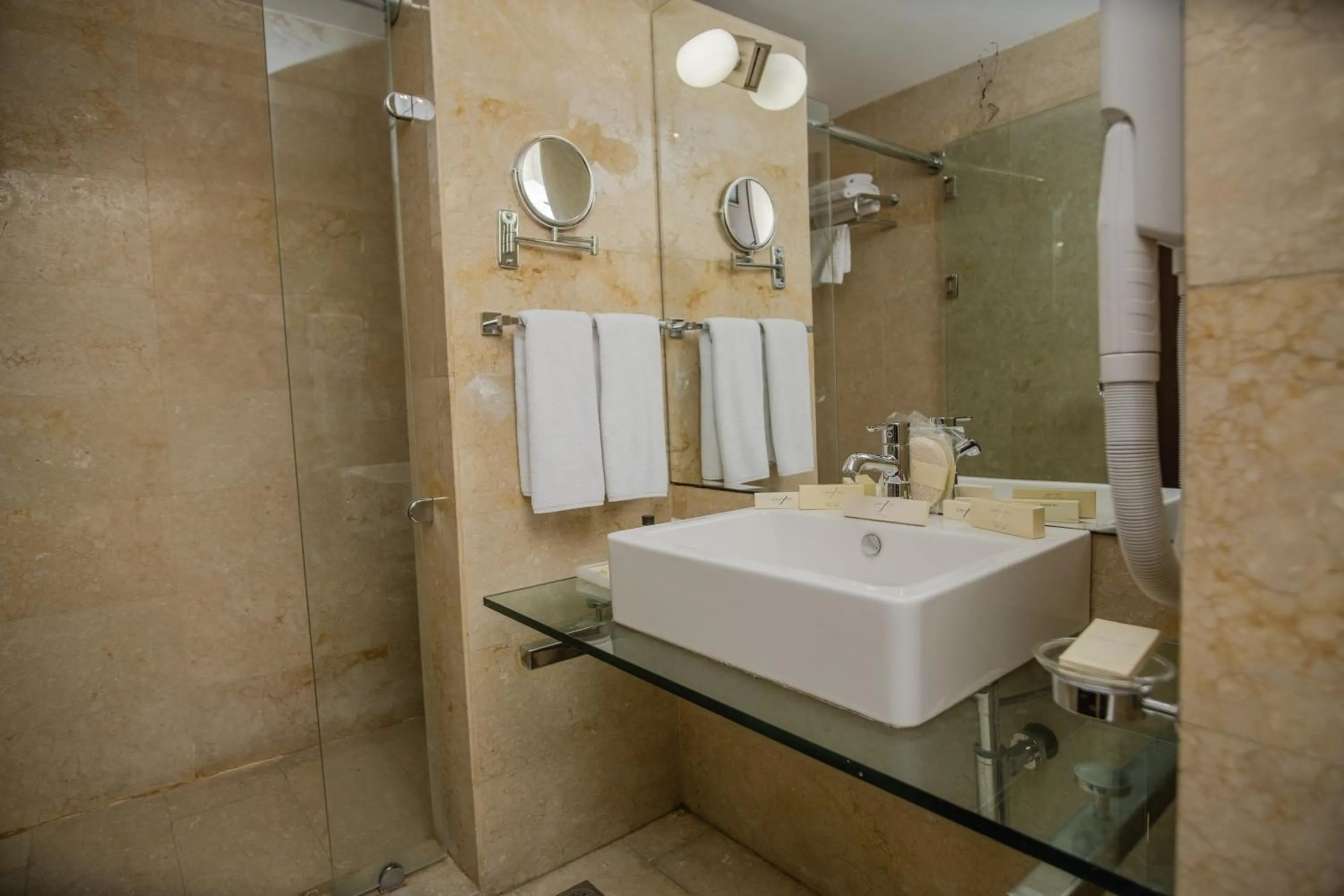 Bathroom in Canyon Hotel Erbil