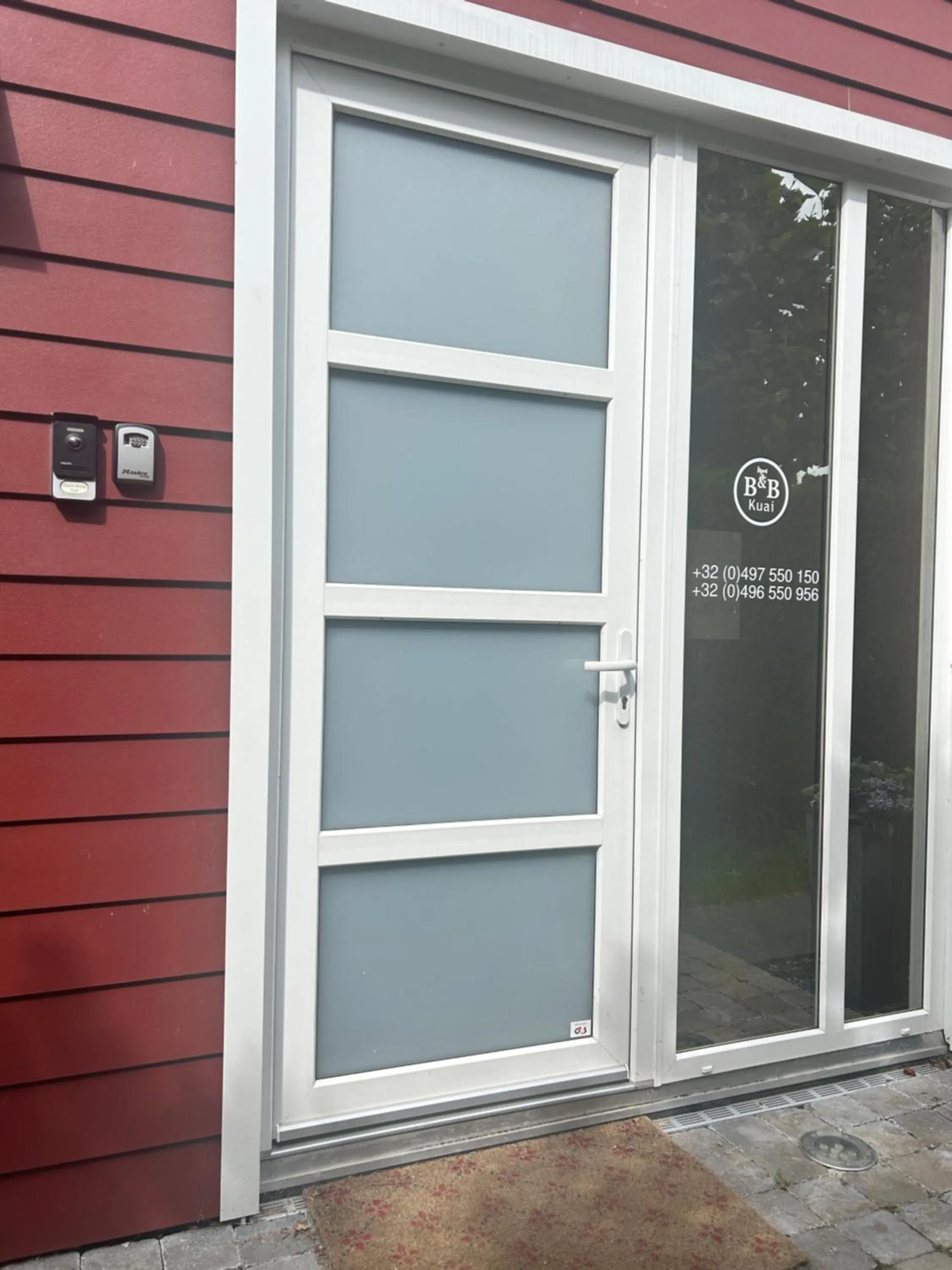 Facade/entrance in Kuai Guestroom Brugge