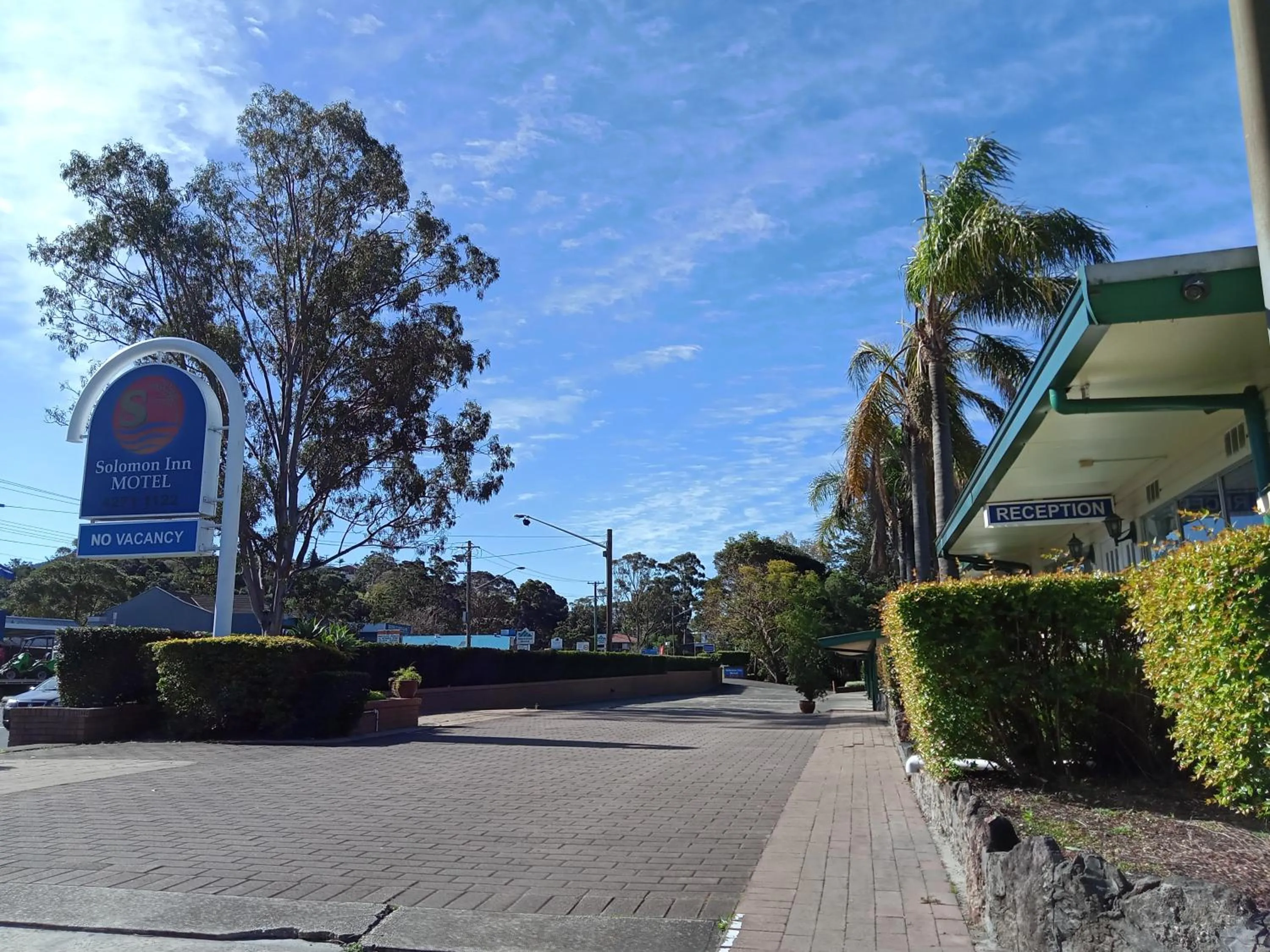 Street view in Solomon Inn Motel Figtree