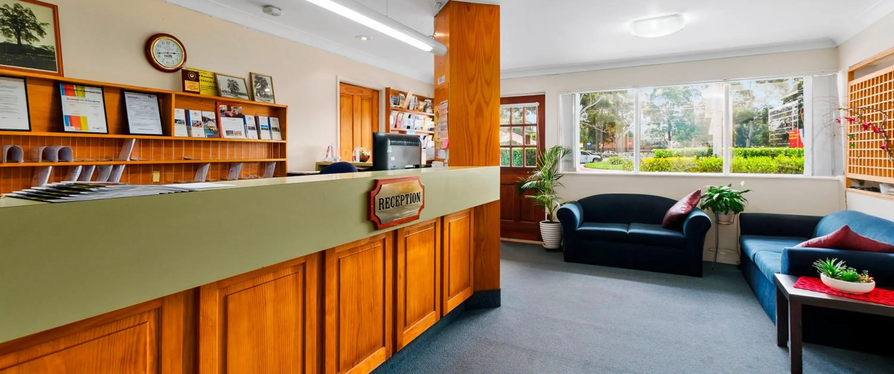 Lobby or reception in Solomon Inn Motel Figtree