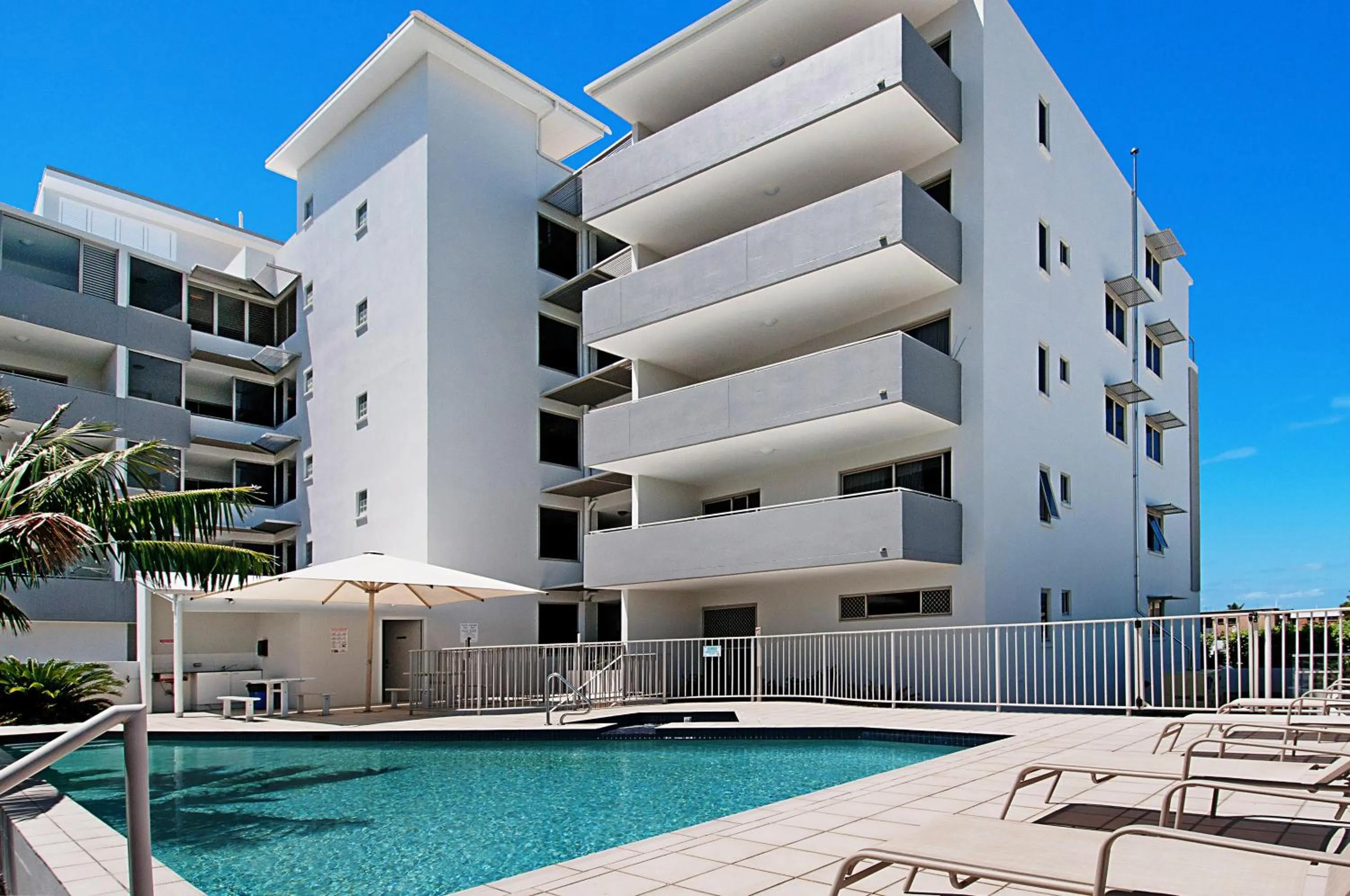 Property building in Rovera Apartments