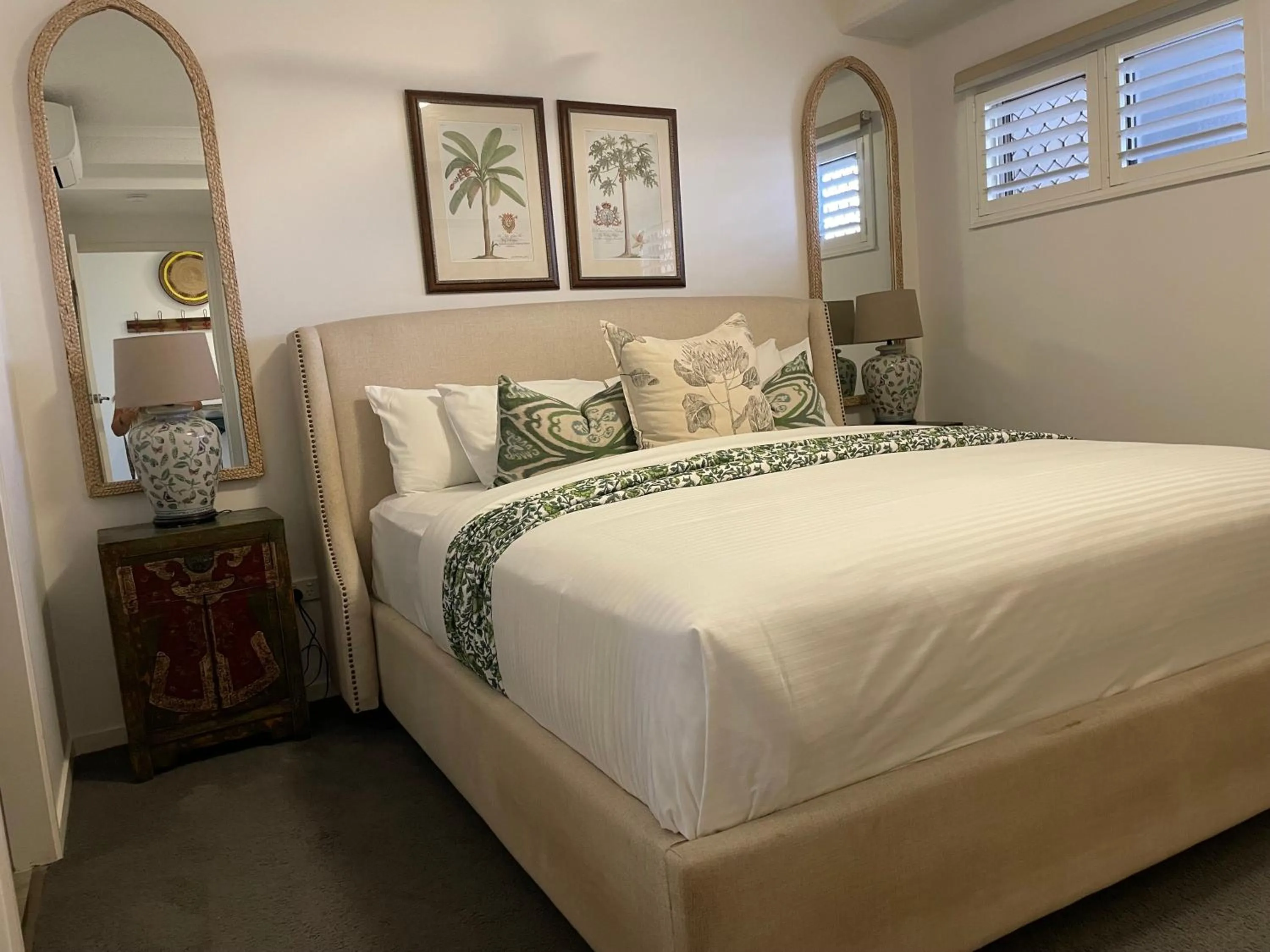 Bed in Rovera Apartments