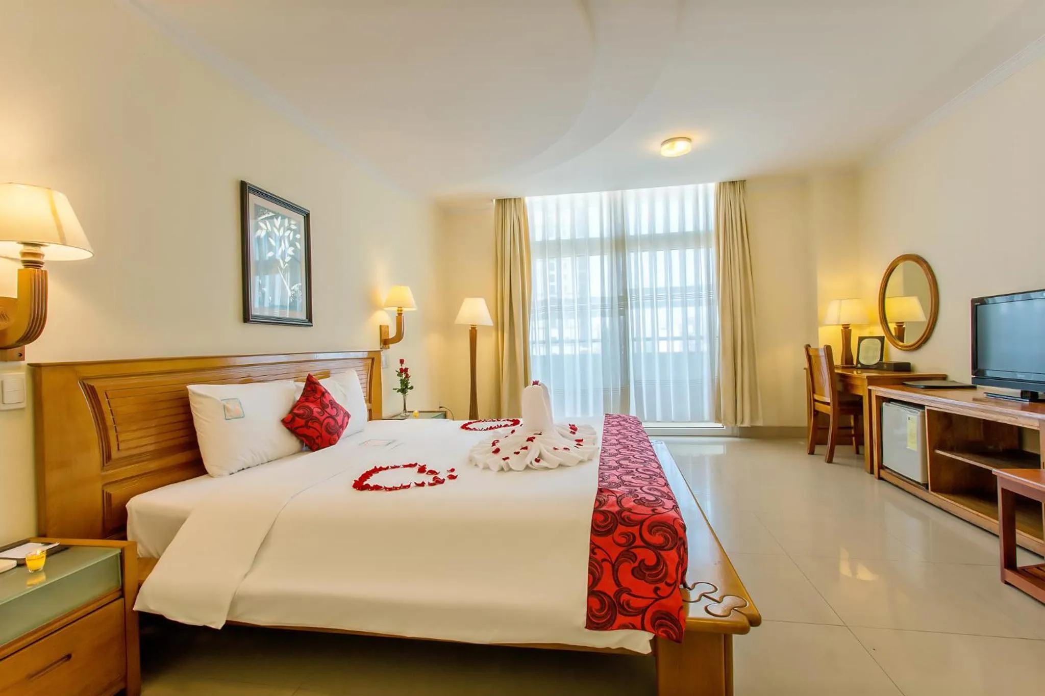 Photo of the whole room, Bed in Golden Sea Hotel Da Nang