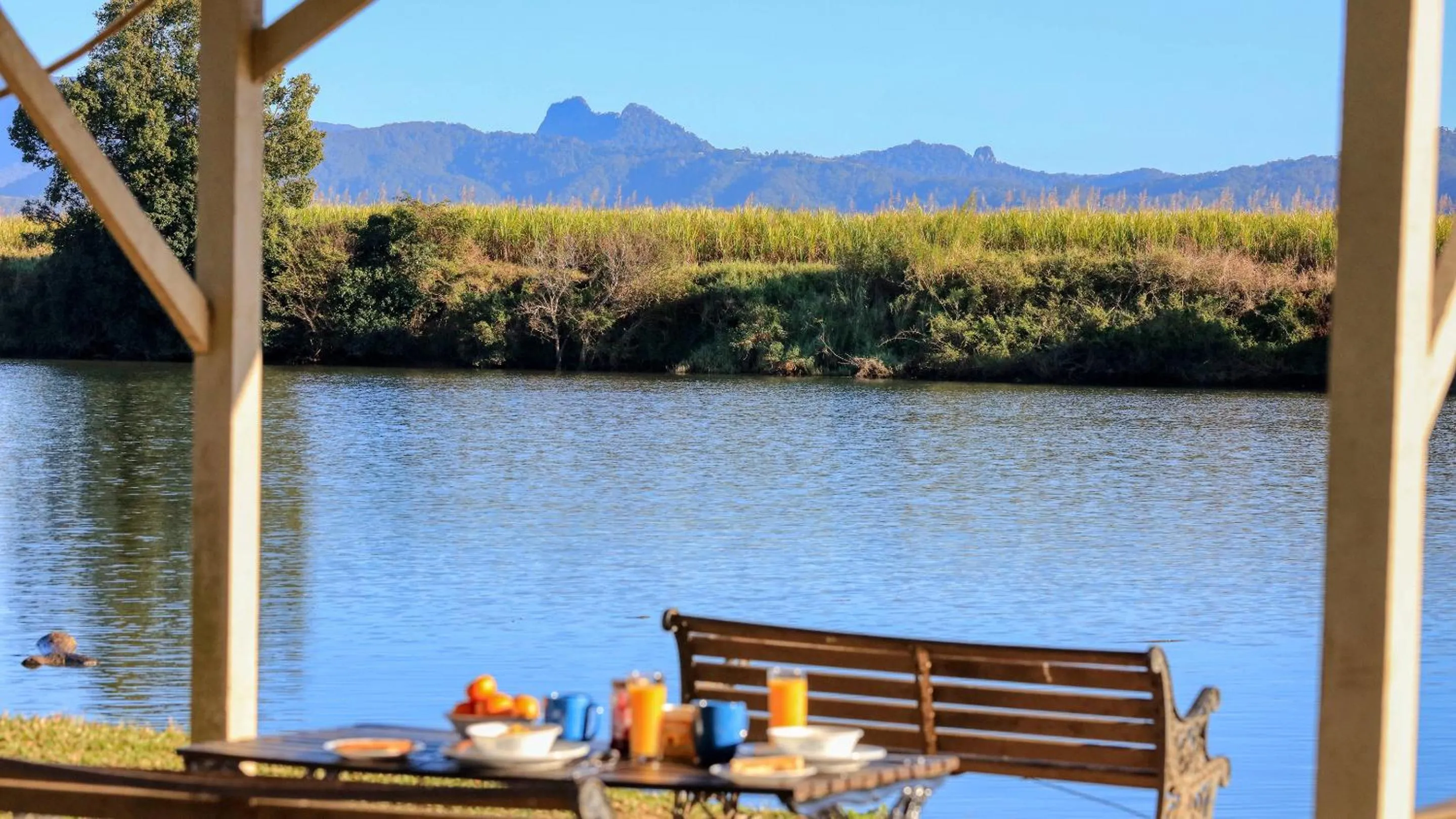 Breakfast in Tweed River Motel