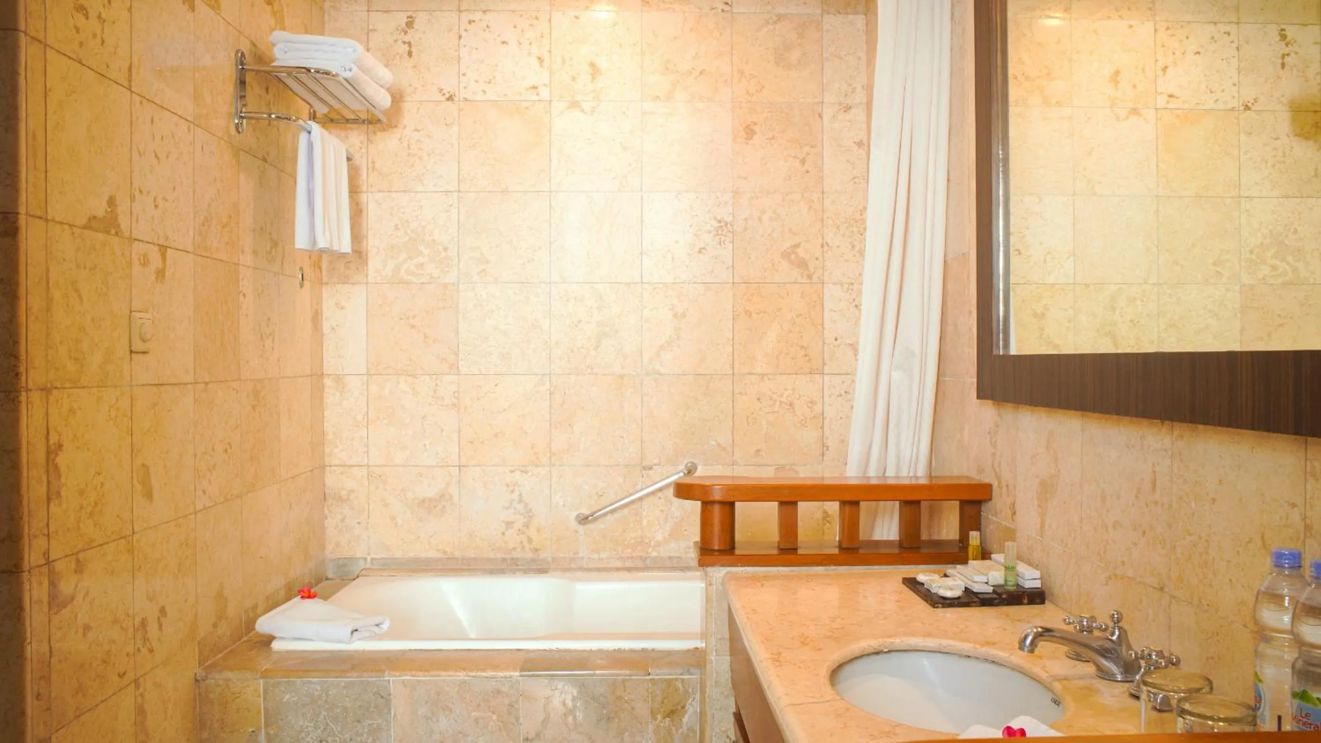 Bathroom in Lorin Solo Hotel