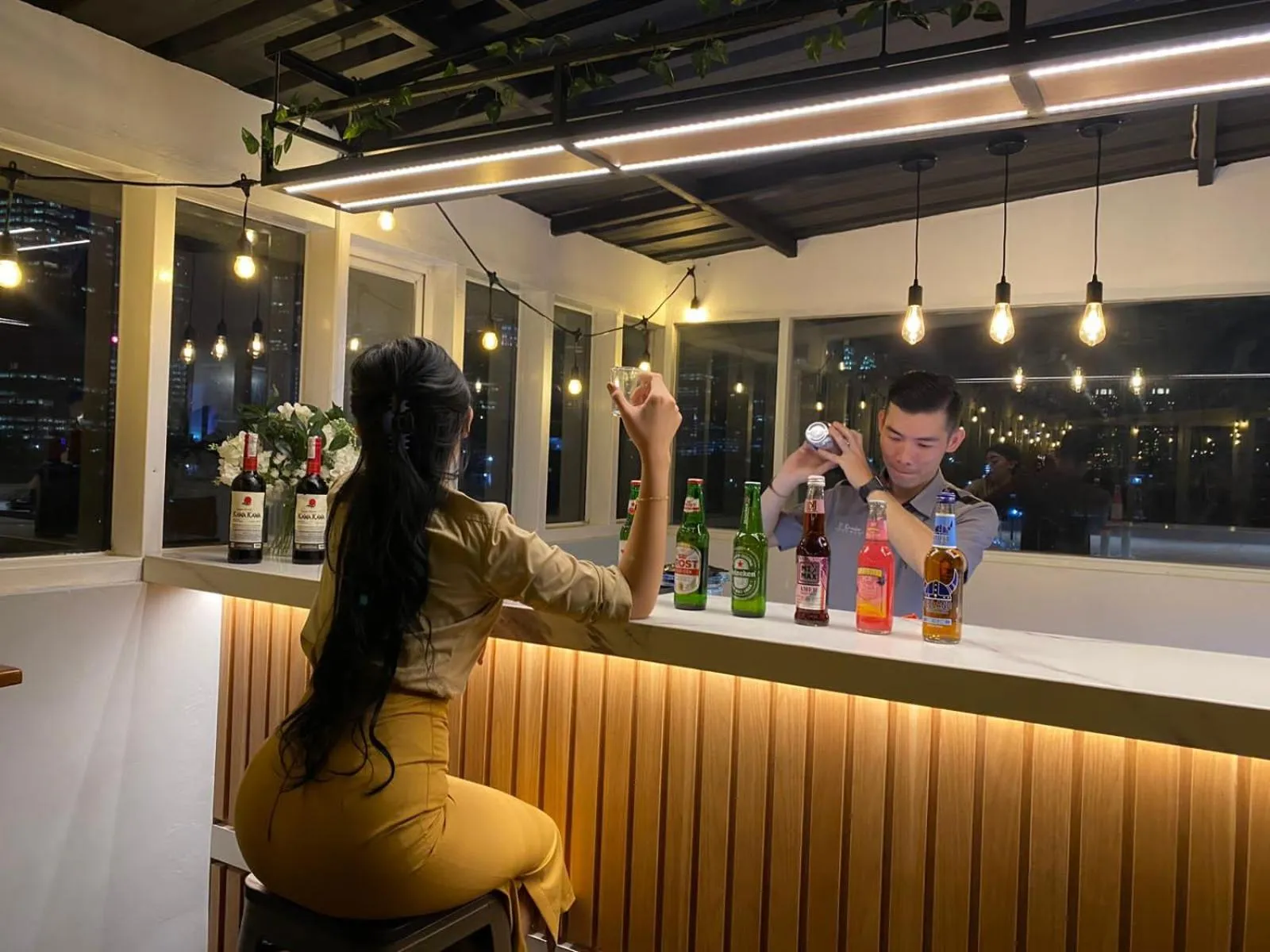Lounge or bar in D'Bamboo Suites