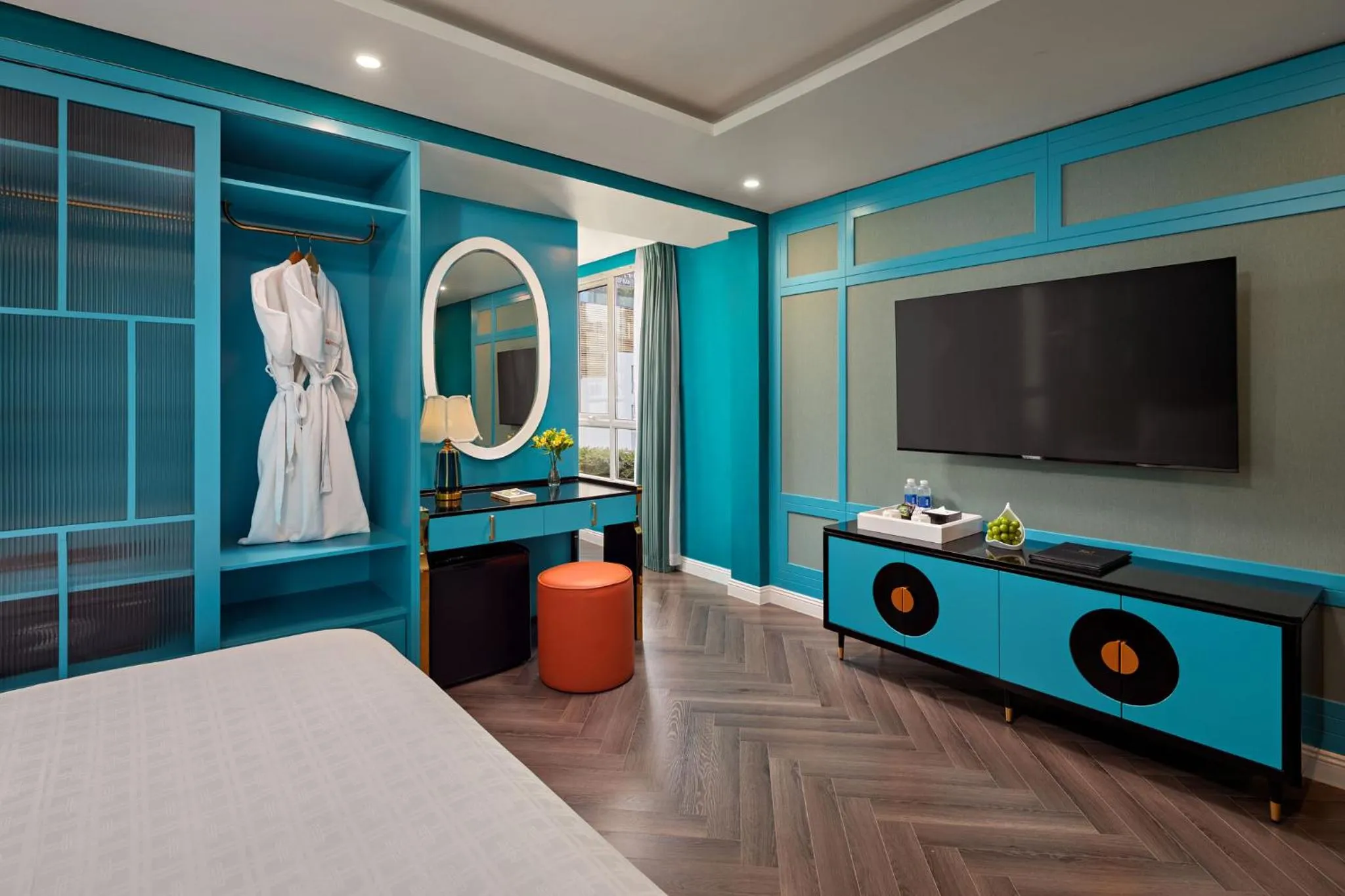 Bed in Minerva Church Hotel