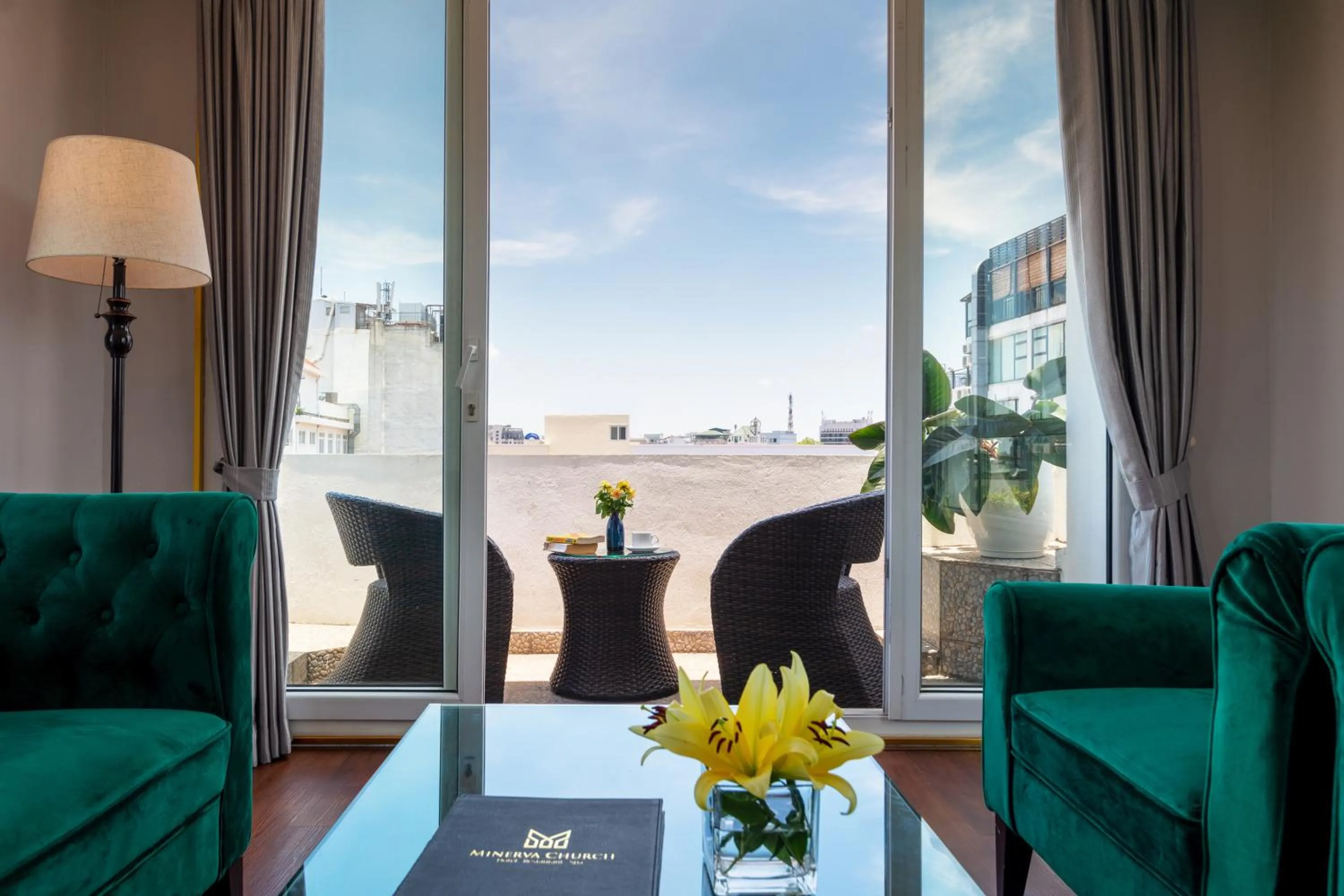 Living room in Minerva Church Hotel