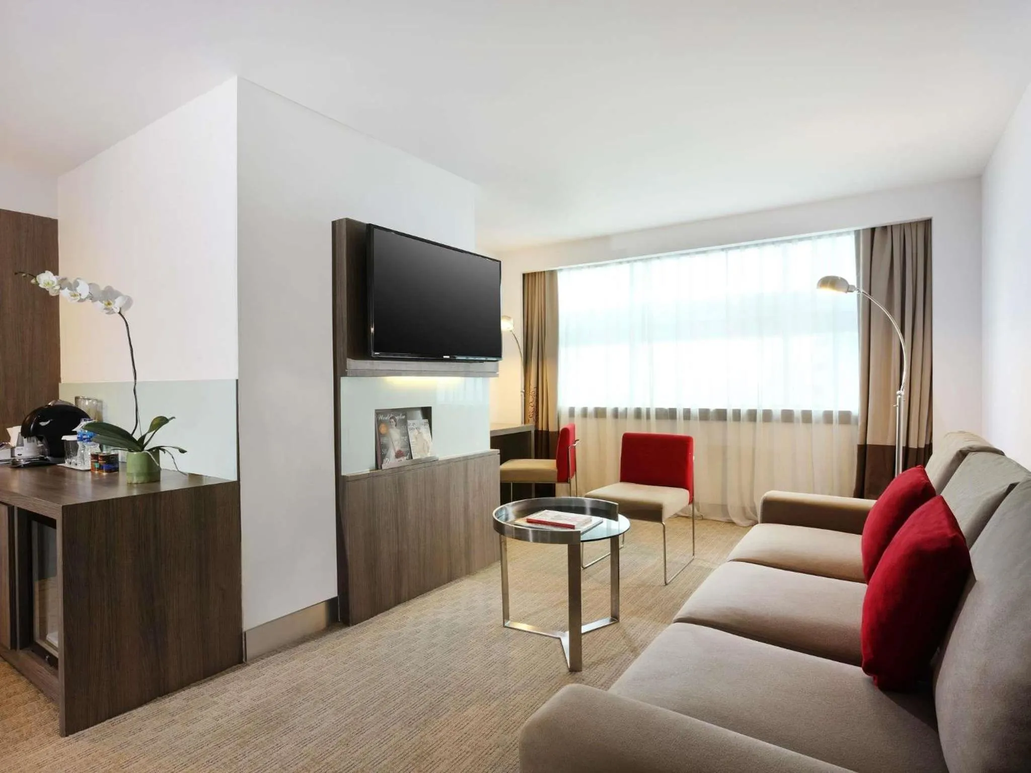 Photo of the whole room in Novotel Jakarta Gajah Mada