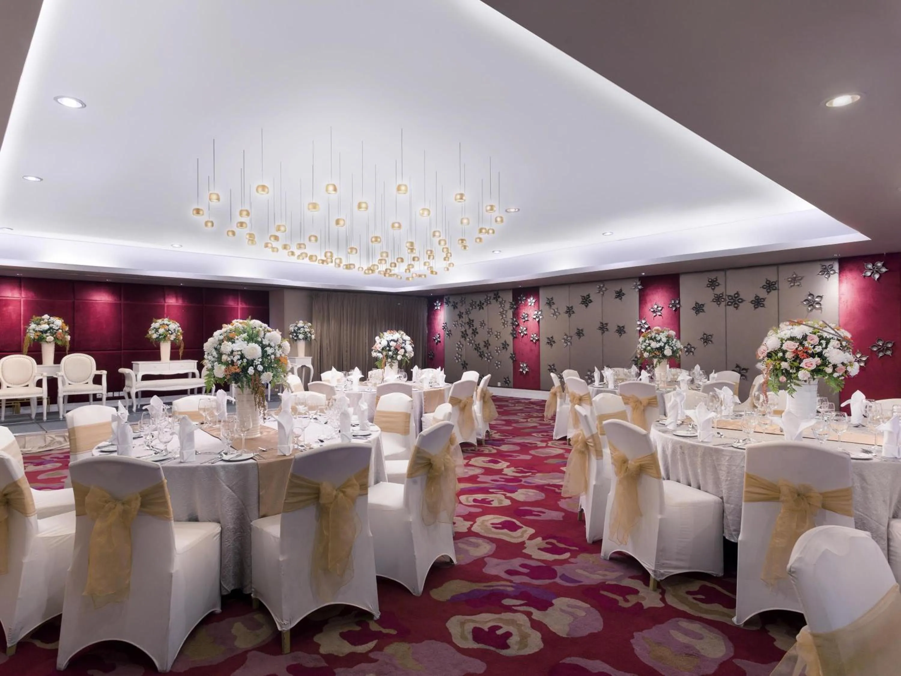 wedding in Novotel Jakarta Gajah Mada