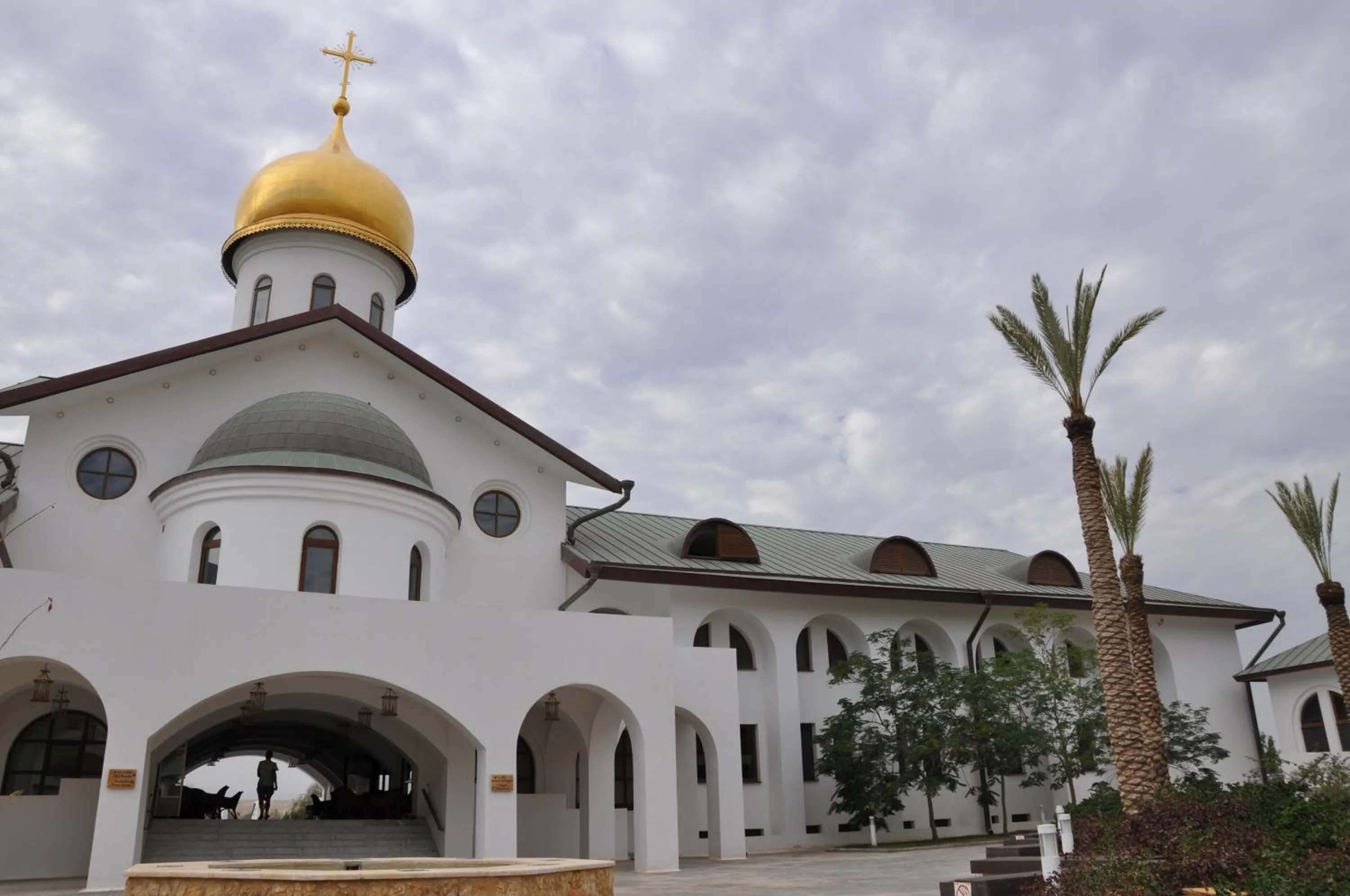 Facade/entrance in Russian Pilgrim Residence