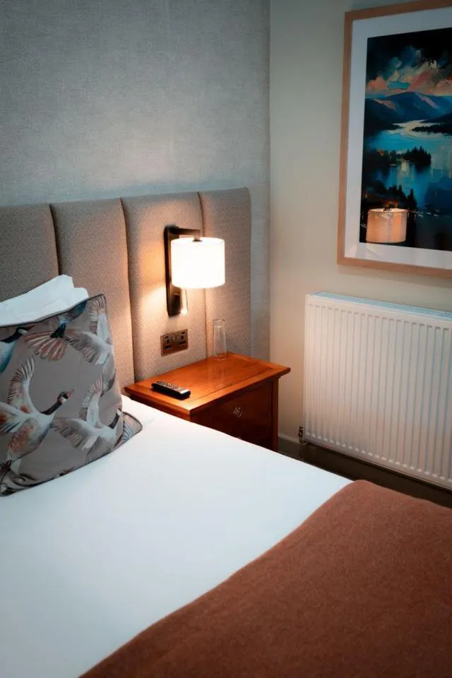 Bed in Lakeside Hotel and Spa