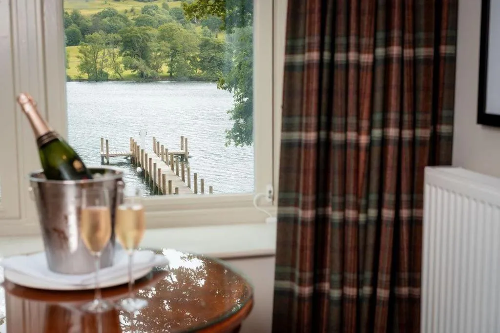 Lakeside Hotel and Spa