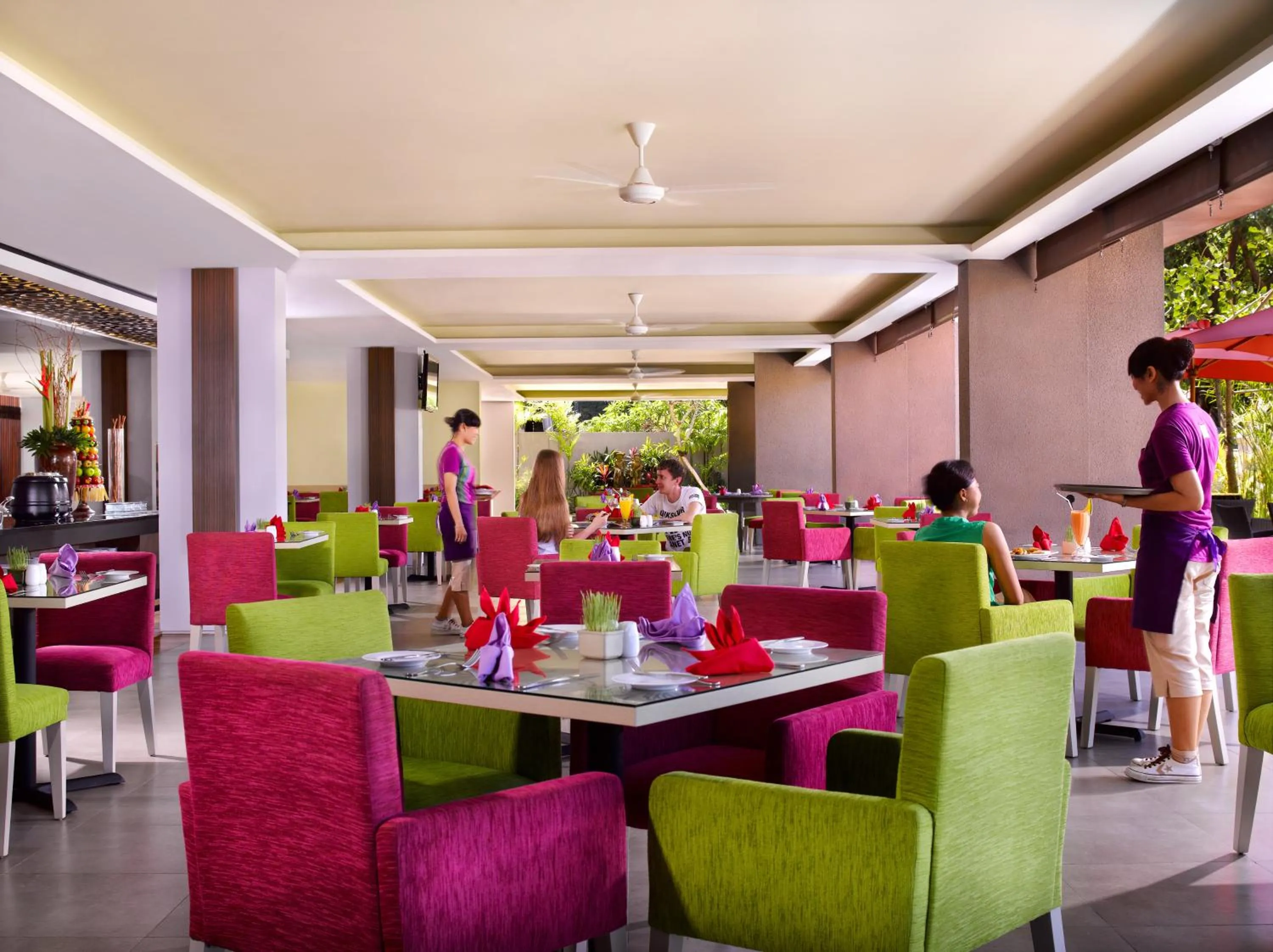 Restaurant/Places to Eat in Ibis Styles Bali Benoa