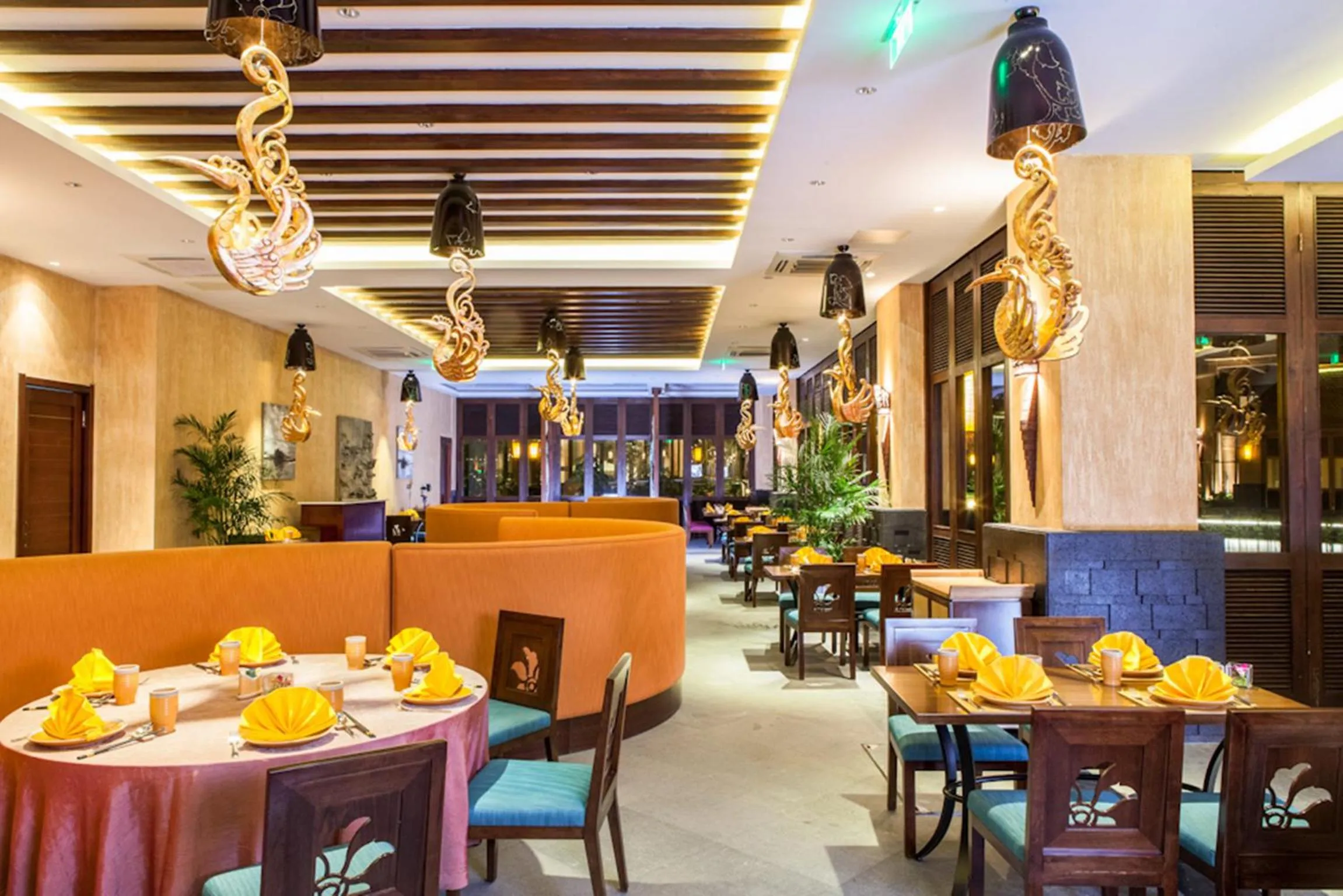 Restaurant/places to eat in Mangrove Tree Resort World Sanya Bay-Kapok