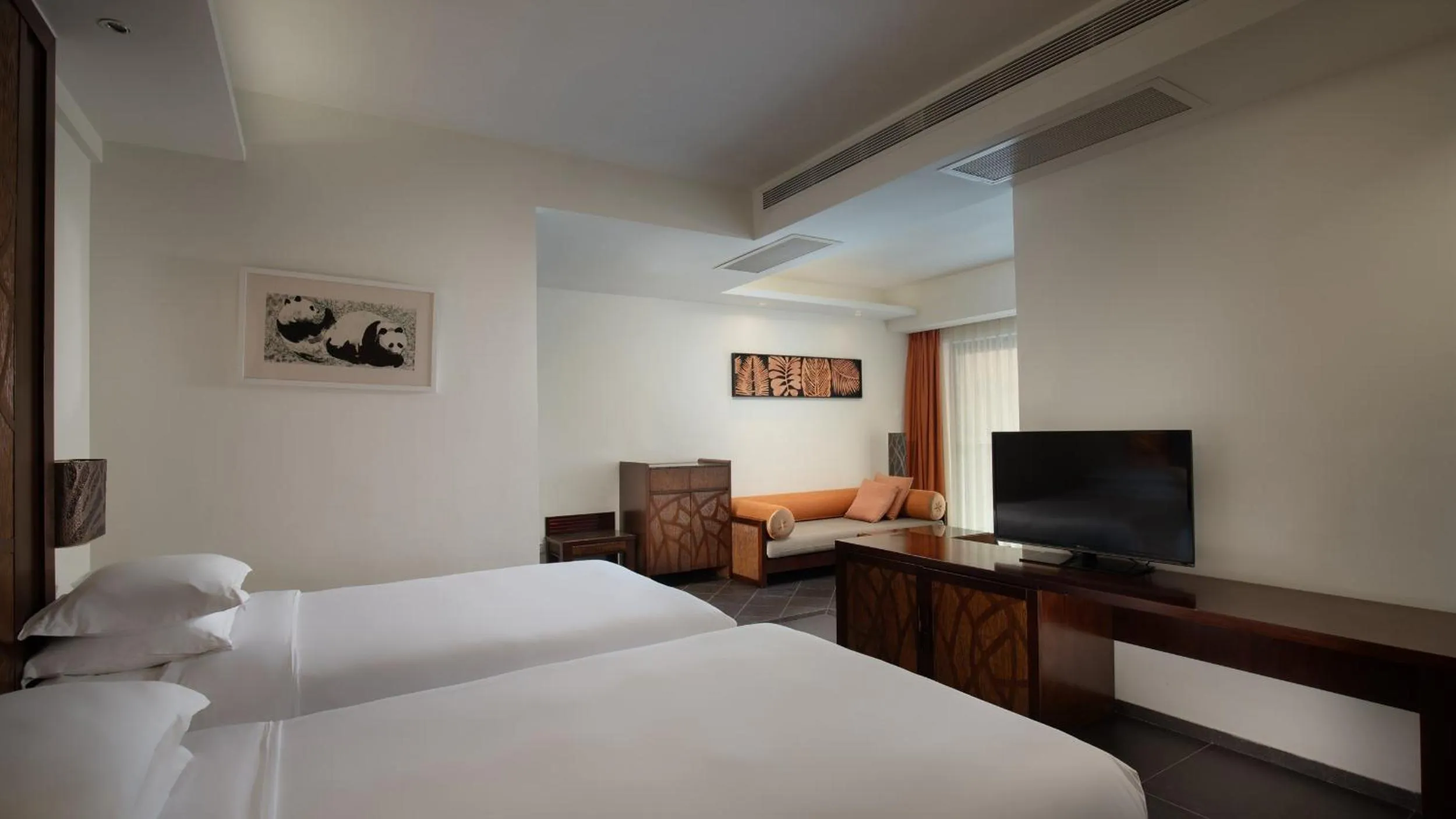 Bedroom in Mangrove Tree Resort World Sanya Bay-Kapok